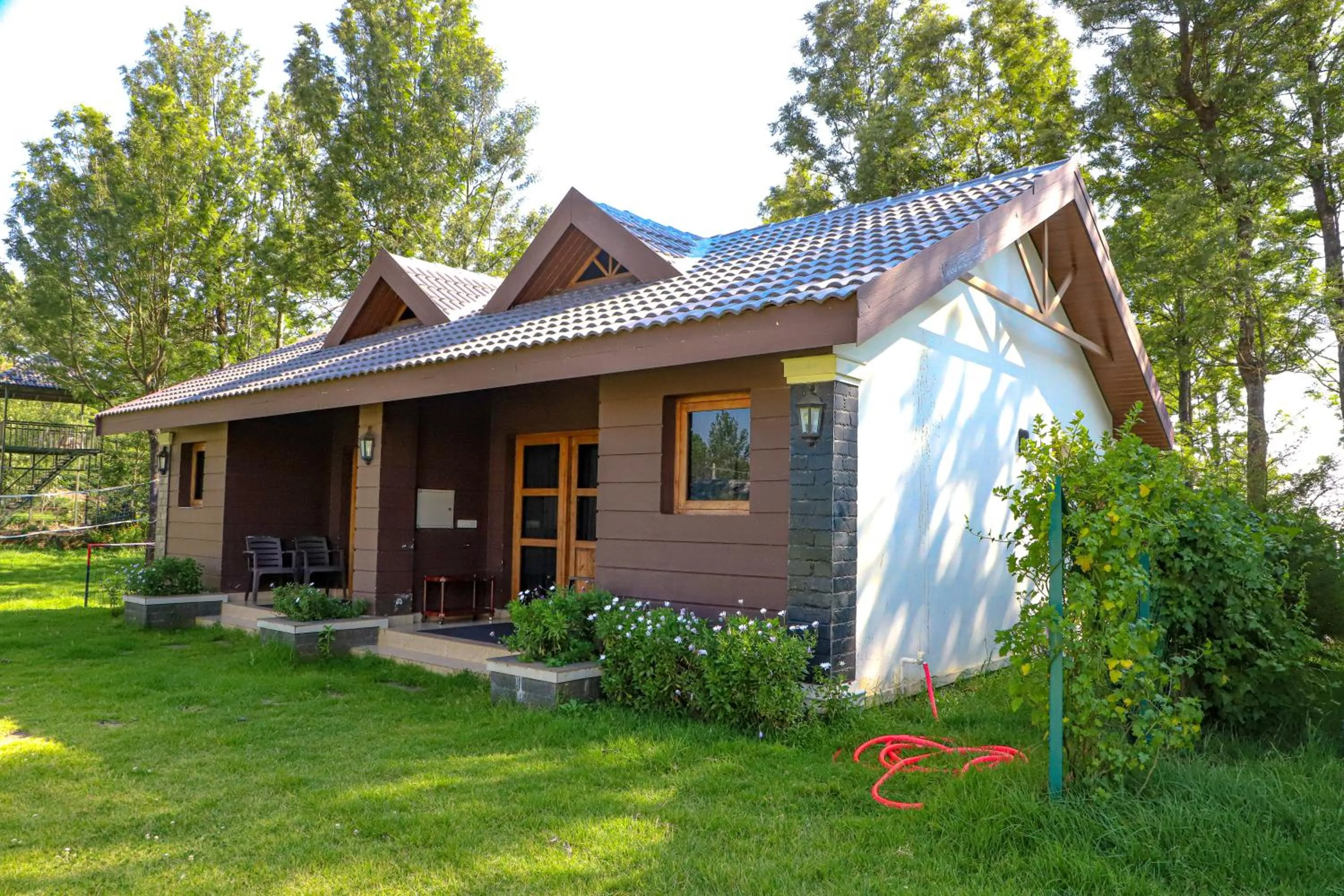 Property building in Logan Camp Ooty