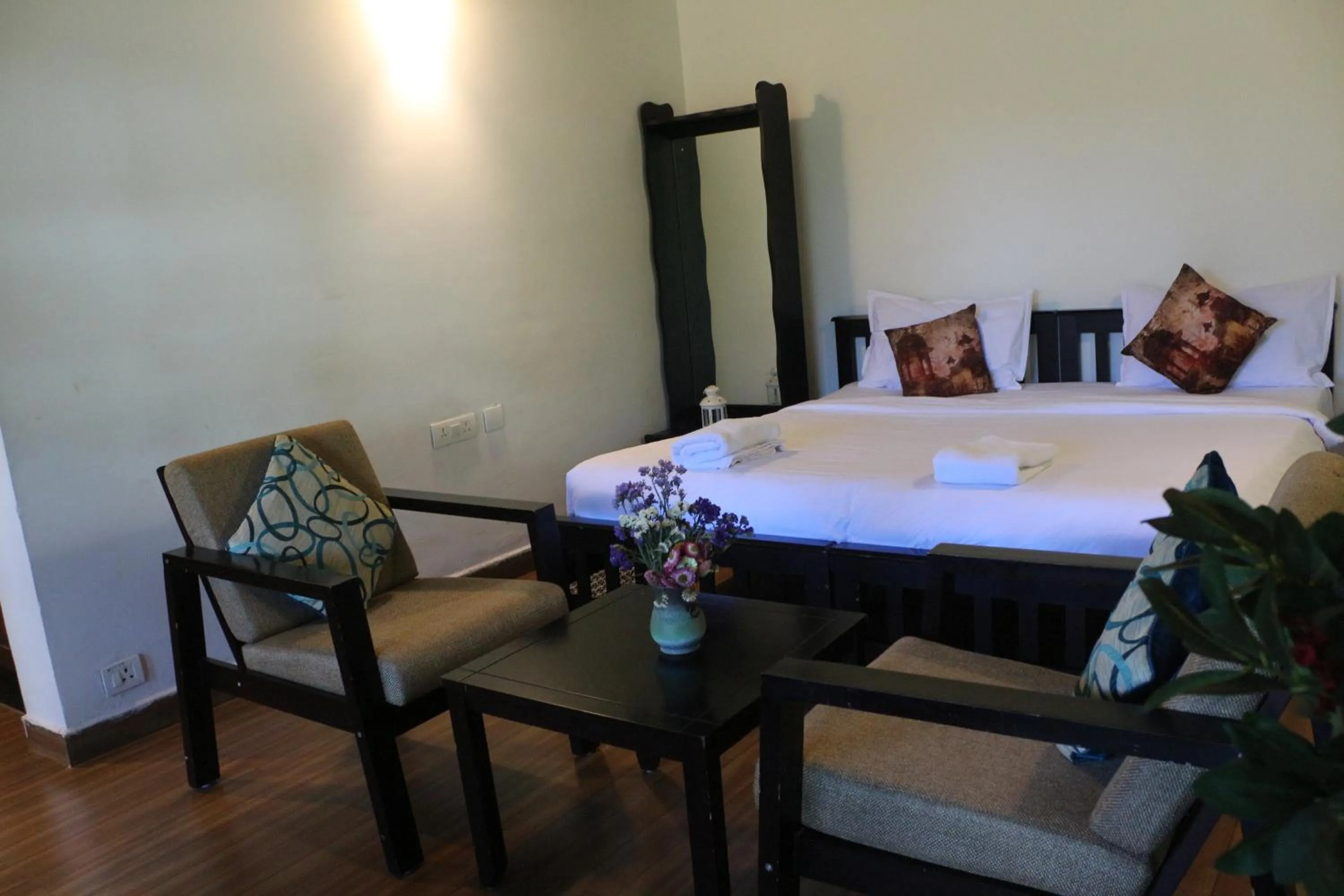 Bed in Logan Camp Ooty