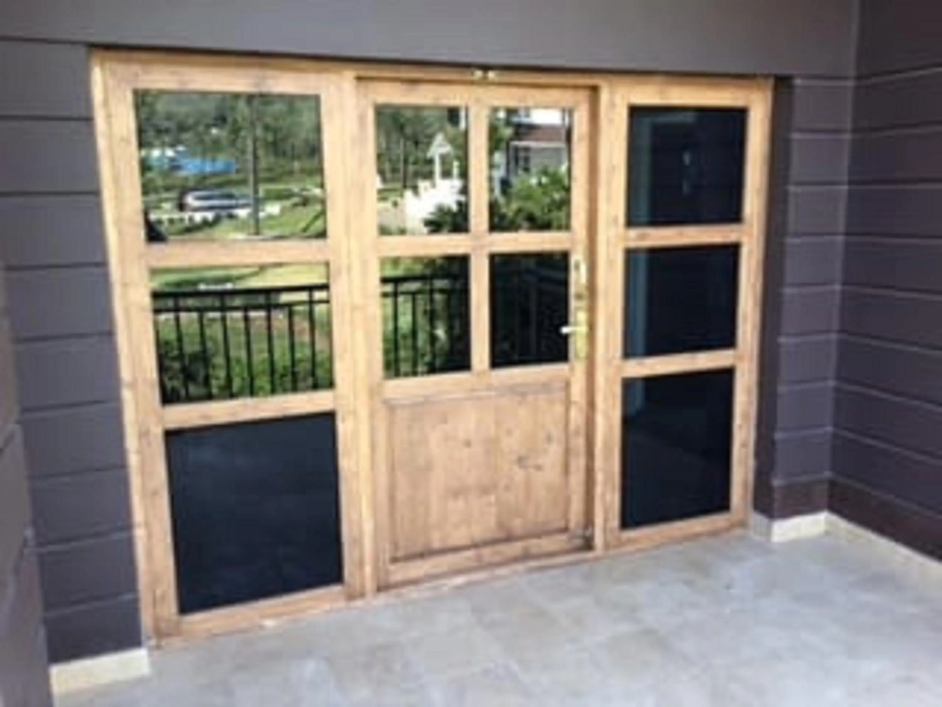 Facade/entrance in Logan Camp Ooty