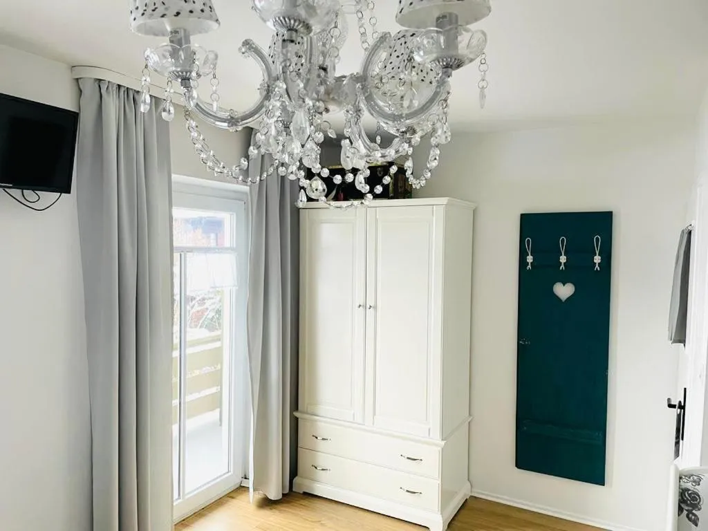wardrobe in Das Ruebezahl