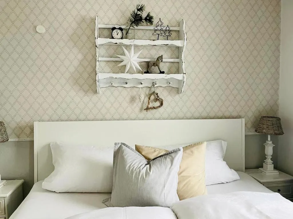 Bedroom, Bed in Das Ruebezahl