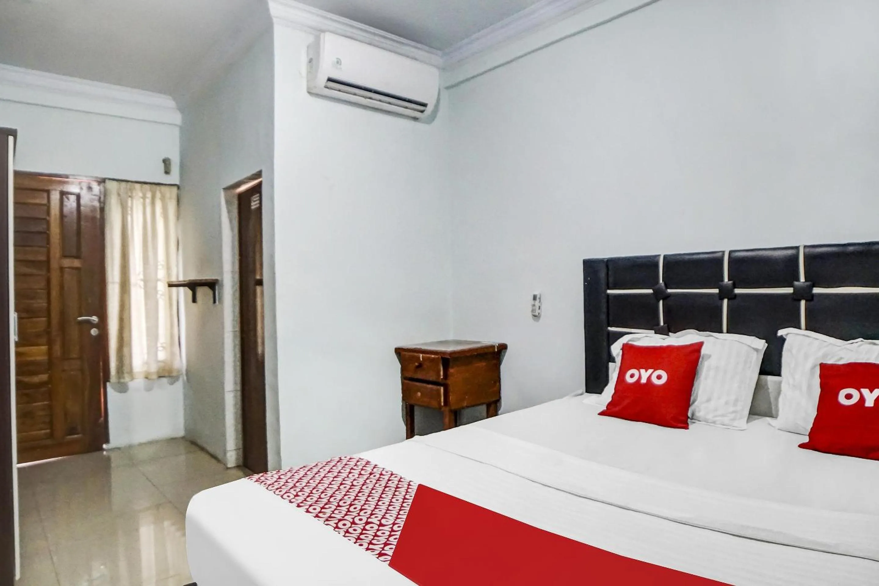 Bedroom in Hotel O Roemah Gebang