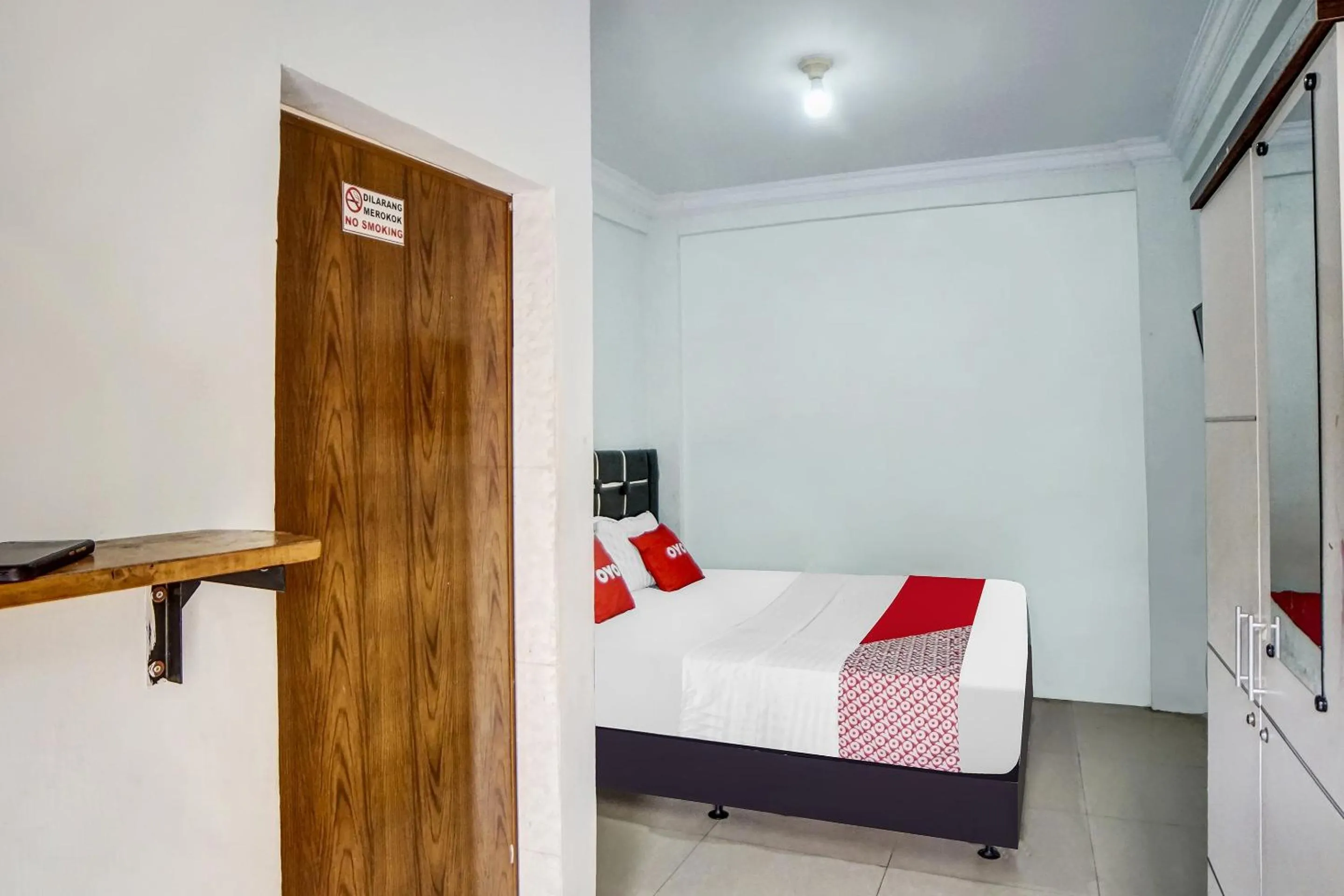 Bedroom in Hotel O Roemah Gebang