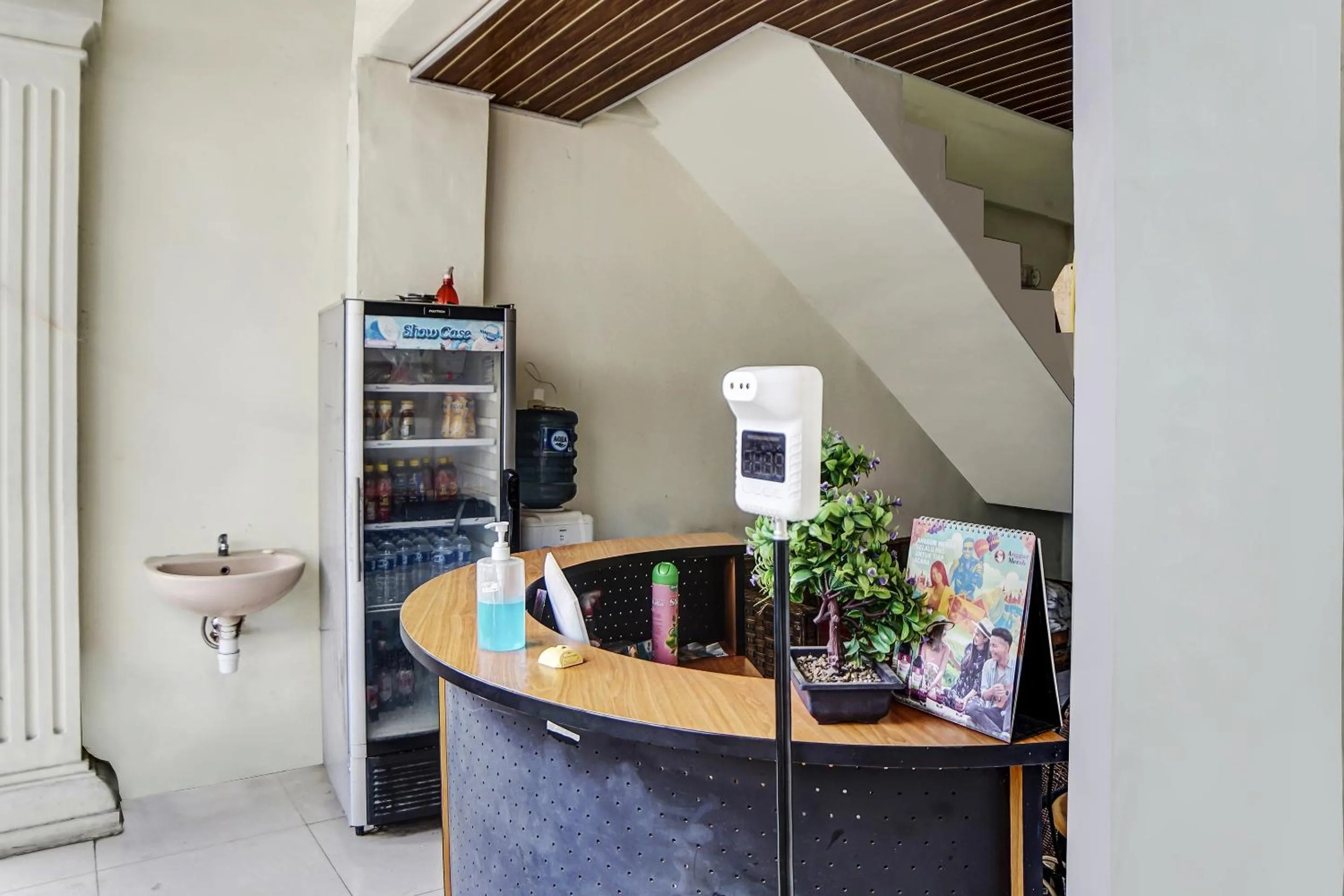 Lobby or reception in Hotel O Roemah Gebang