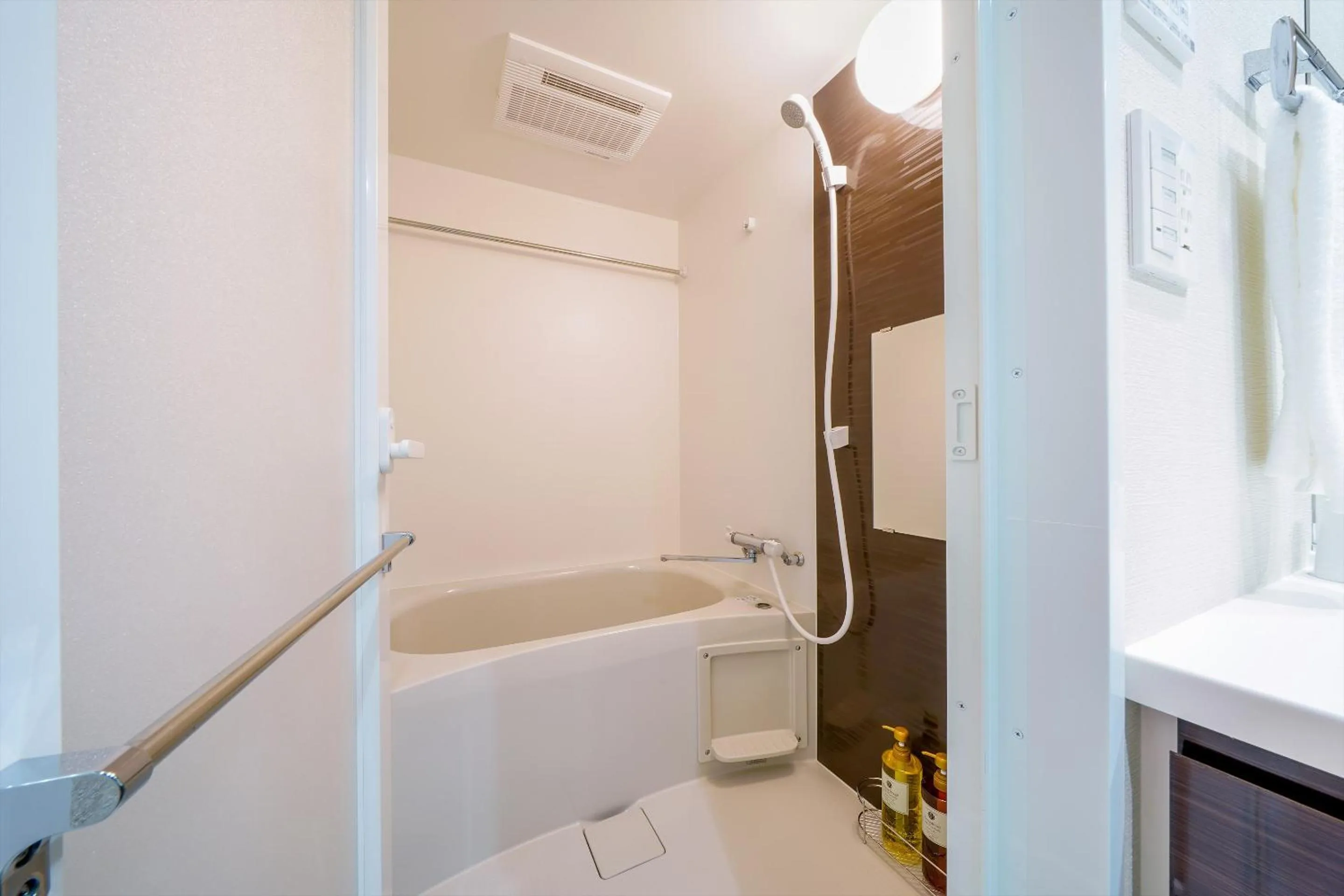 Bathroom in RESI STAY Gojozaka