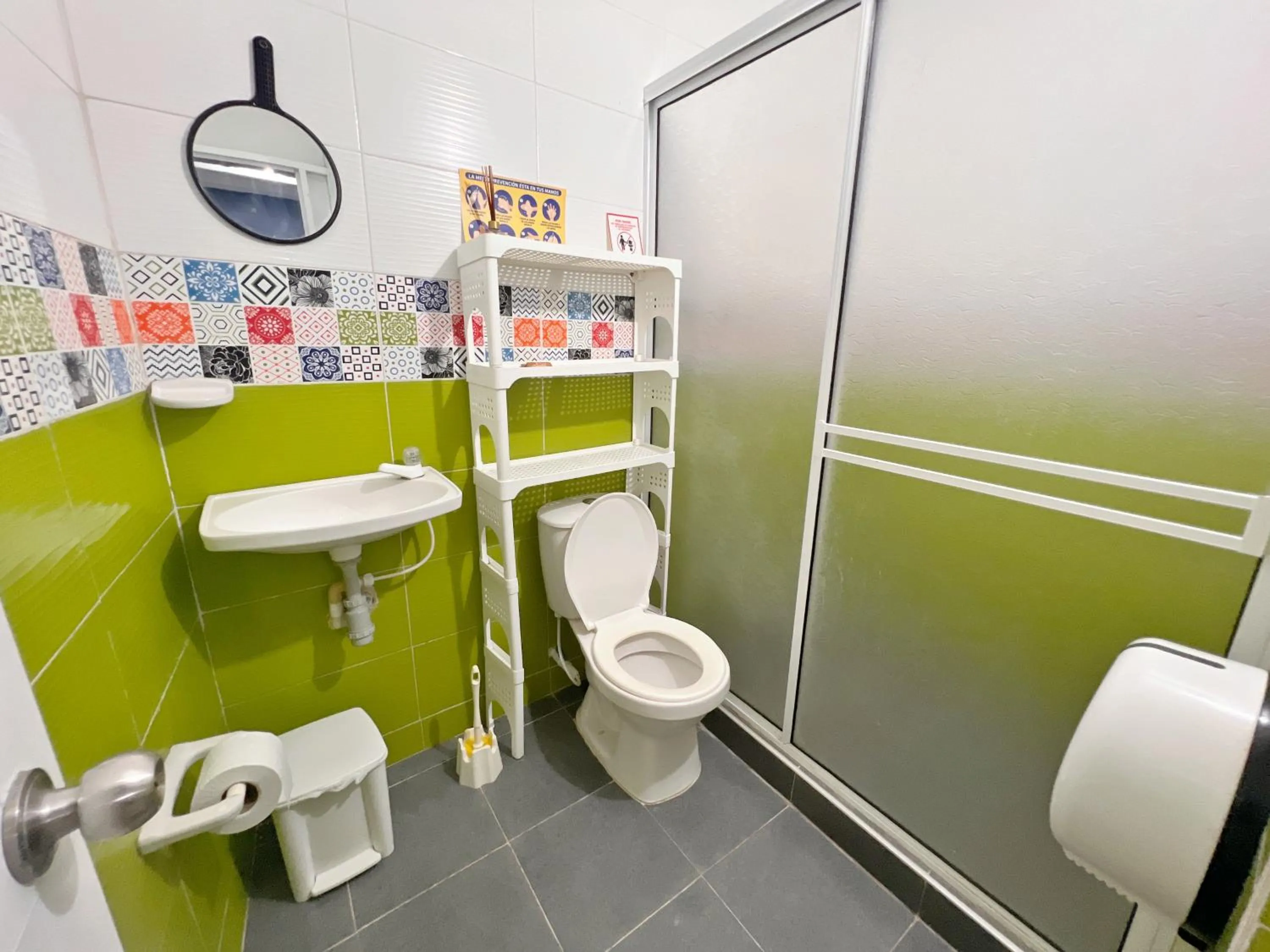 Bathroom in Hostal Mom Mariela