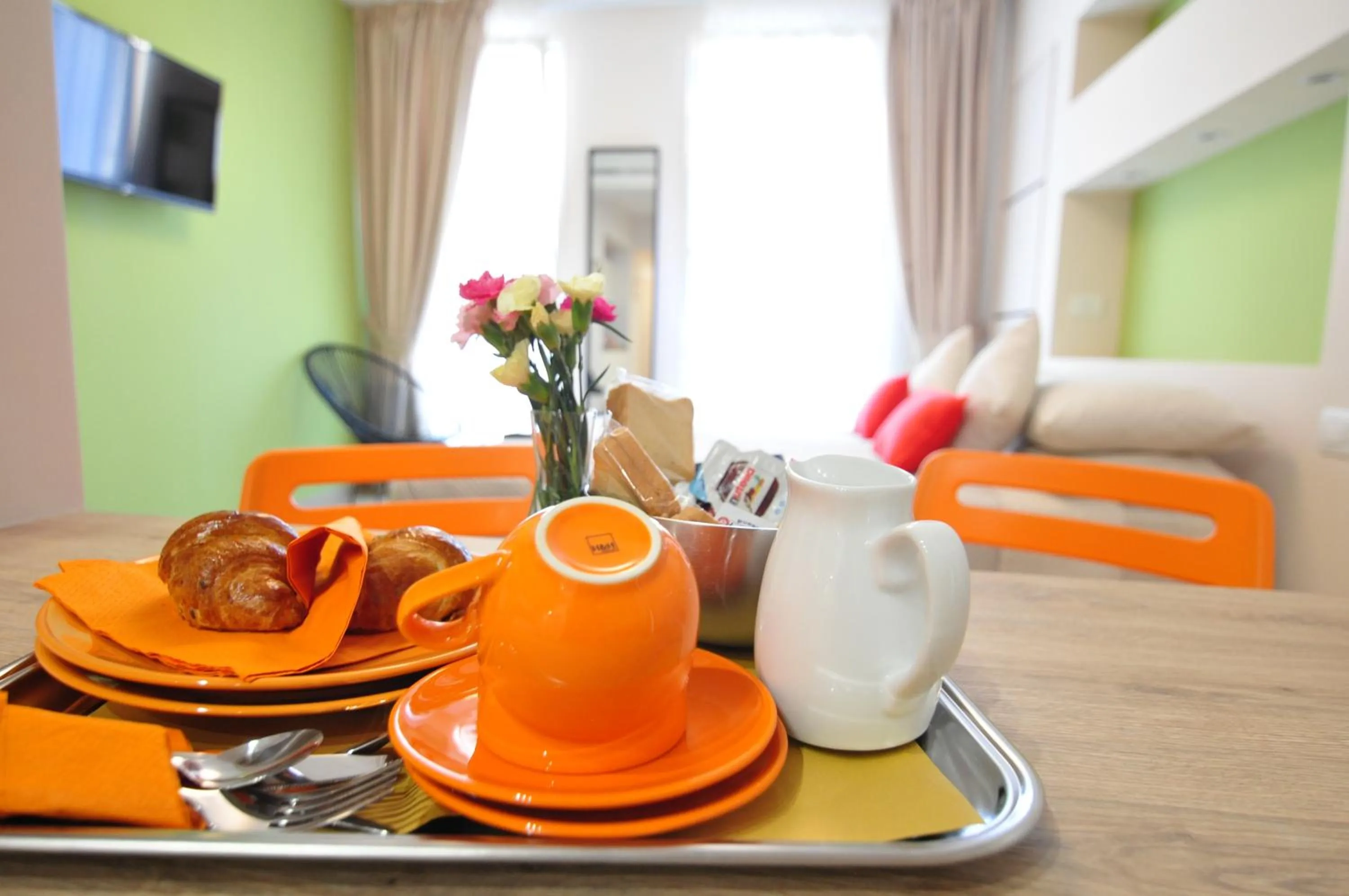 Italian breakfast in Delco Naples