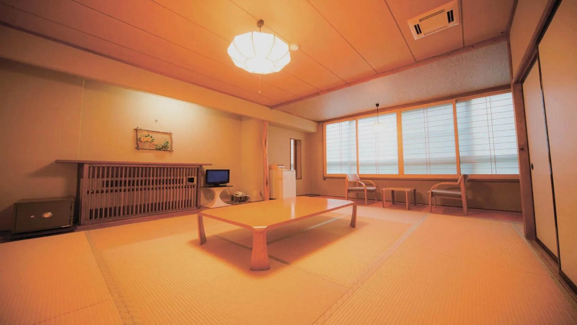 Hot Spring Bath, Bed in Aizu Higashiyama Onsen "Tsuki no Akari" self-service INN