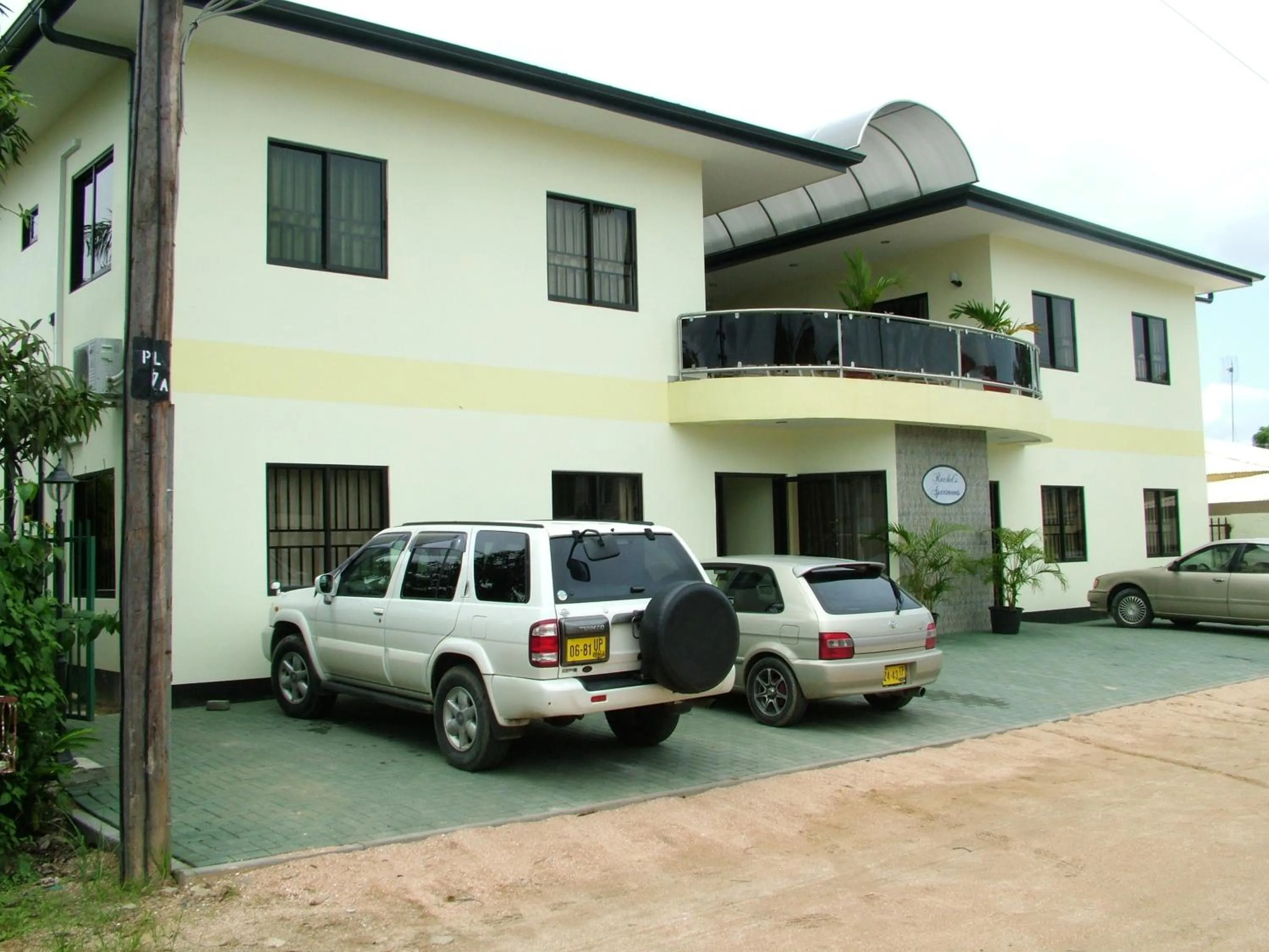 Facade/entrance in Rachel's Apartments