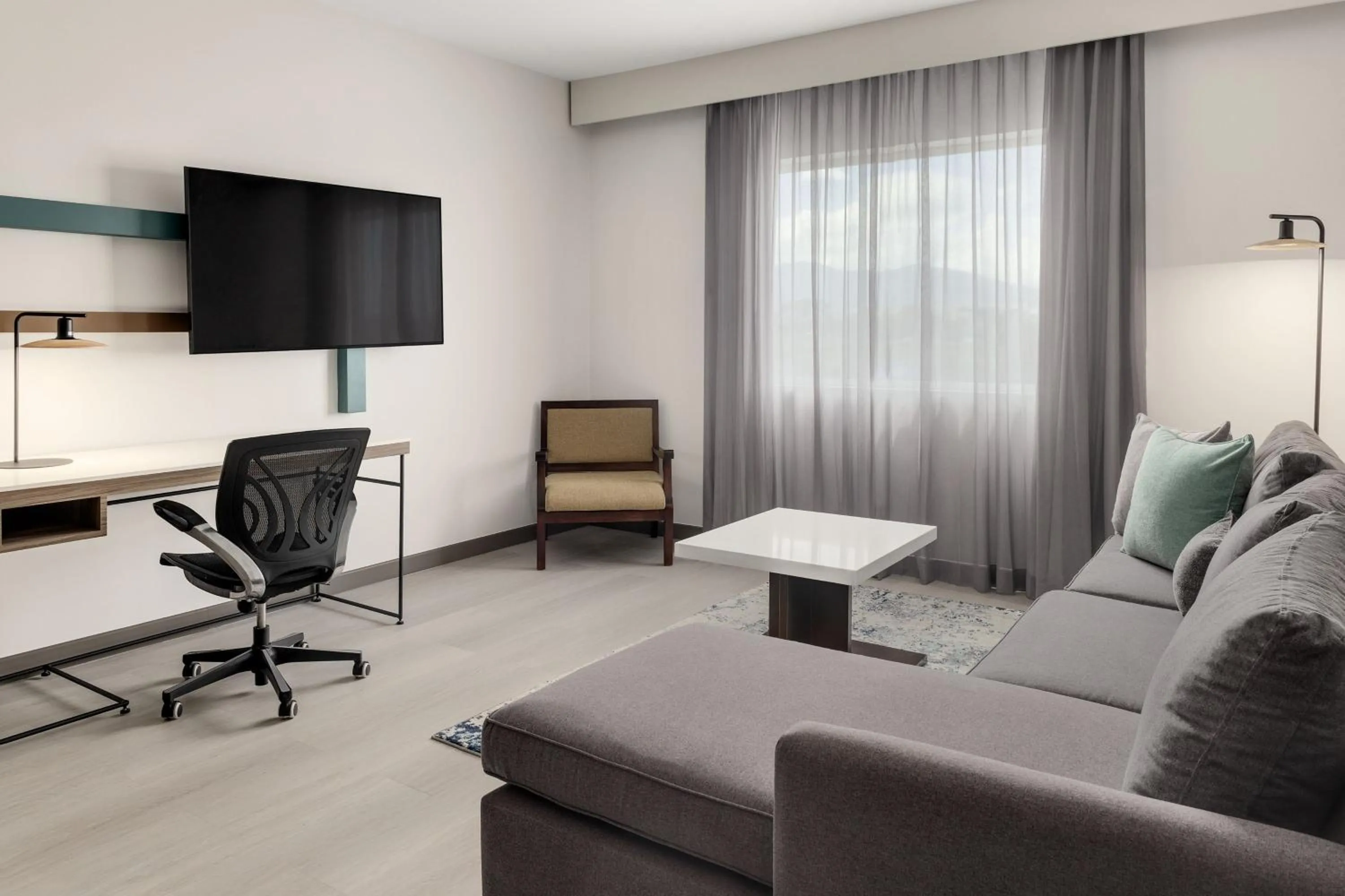 Photo of the whole room in Courtyard by Marriott San Jose Airport Alajuela