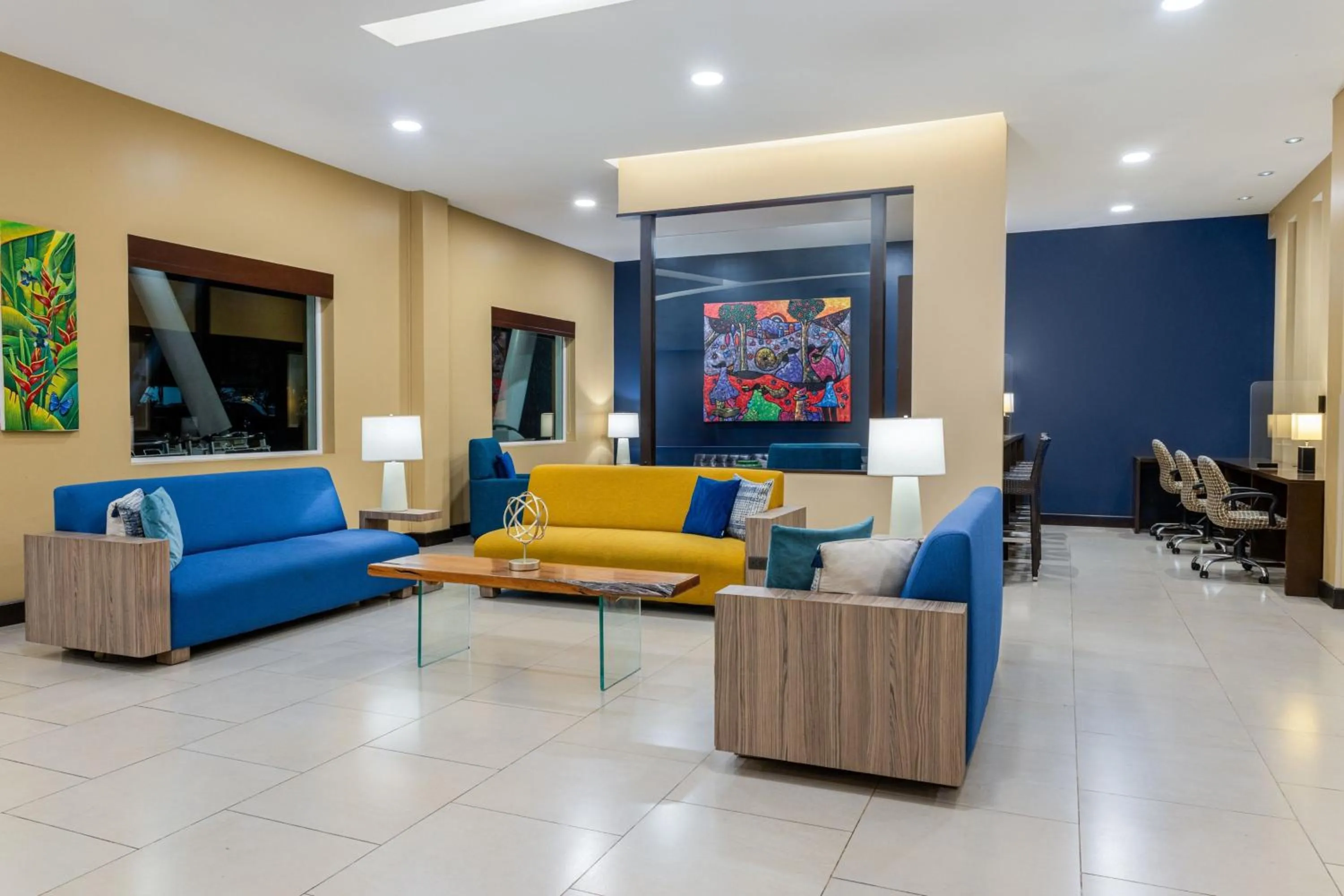 Lobby or reception in Courtyard by Marriott San Jose Airport Alajuela