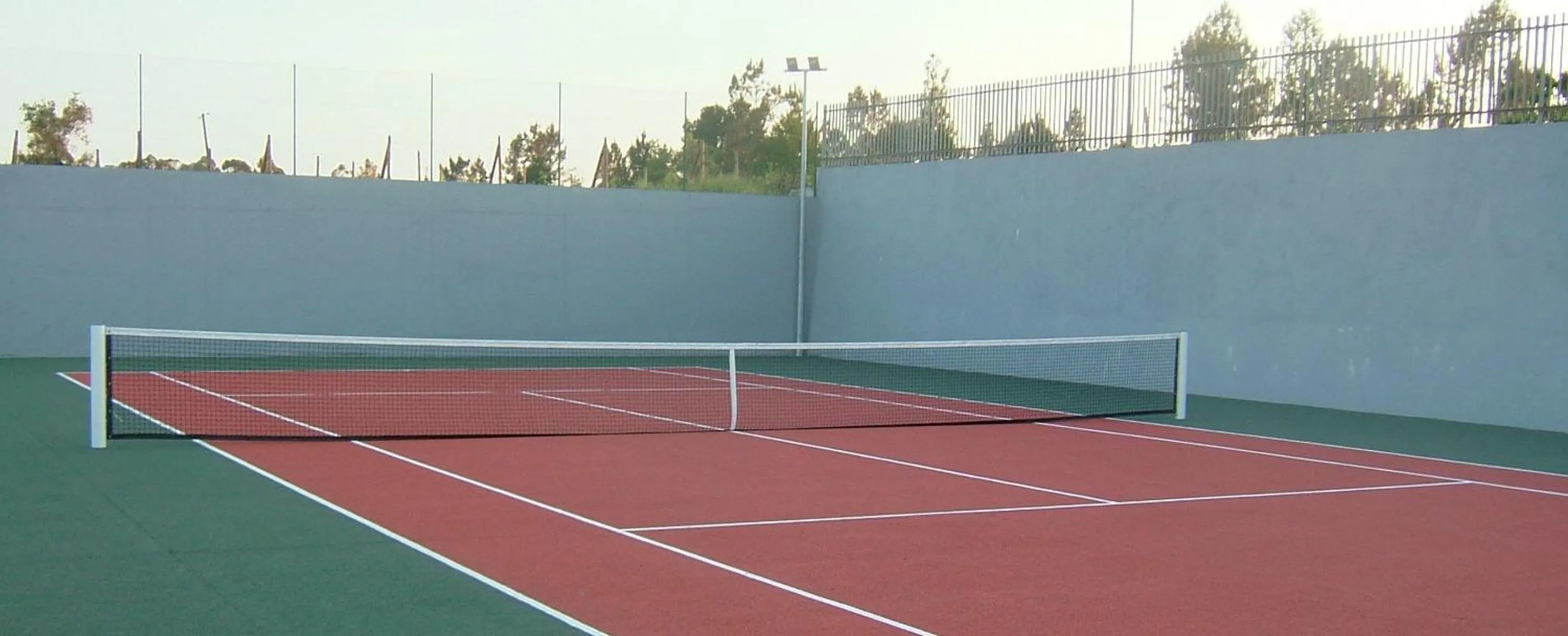 Tennis court in Hotel Quinta da Cruz & SPA