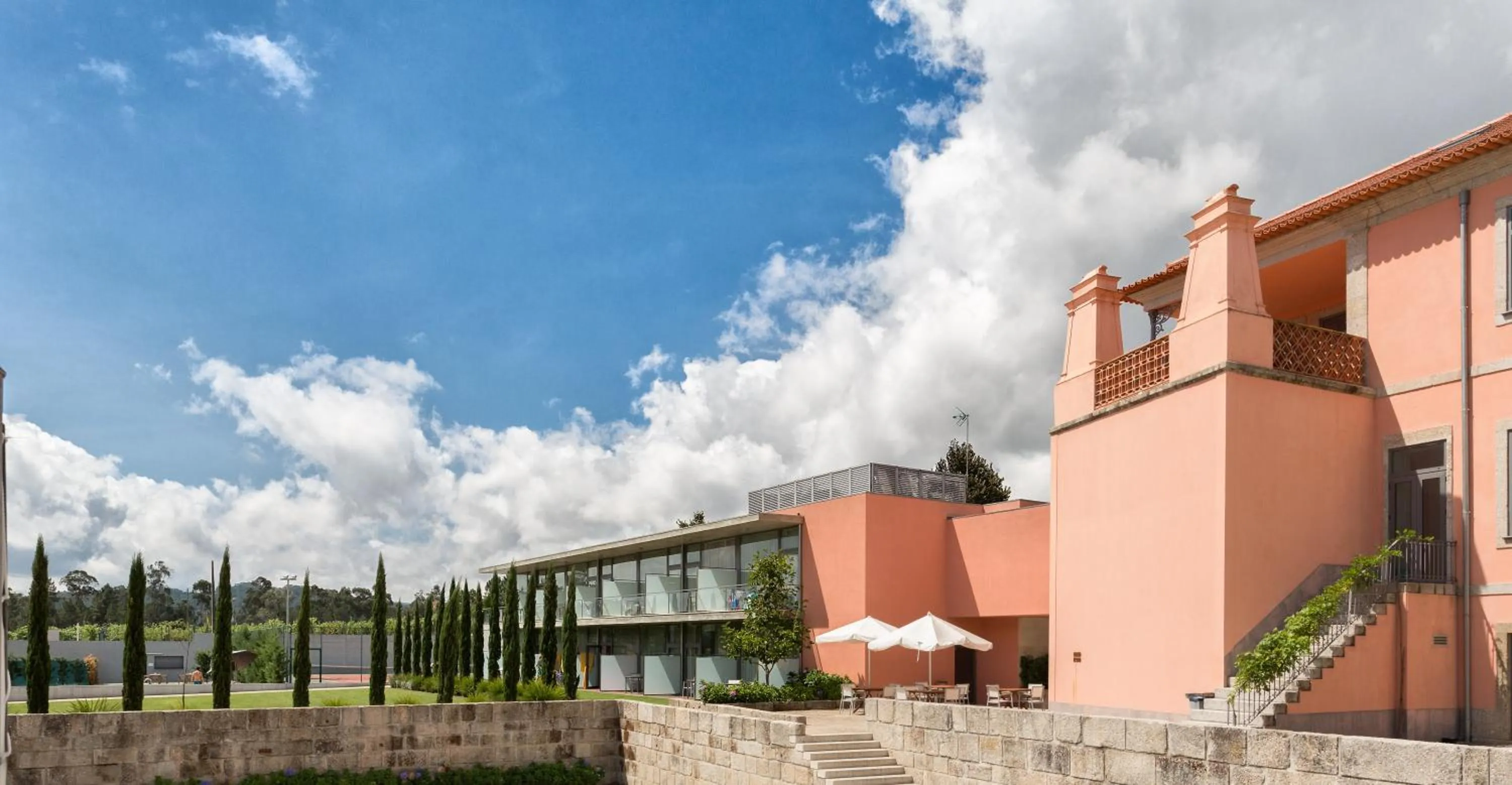 Facade/entrance in Hotel Quinta da Cruz & SPA