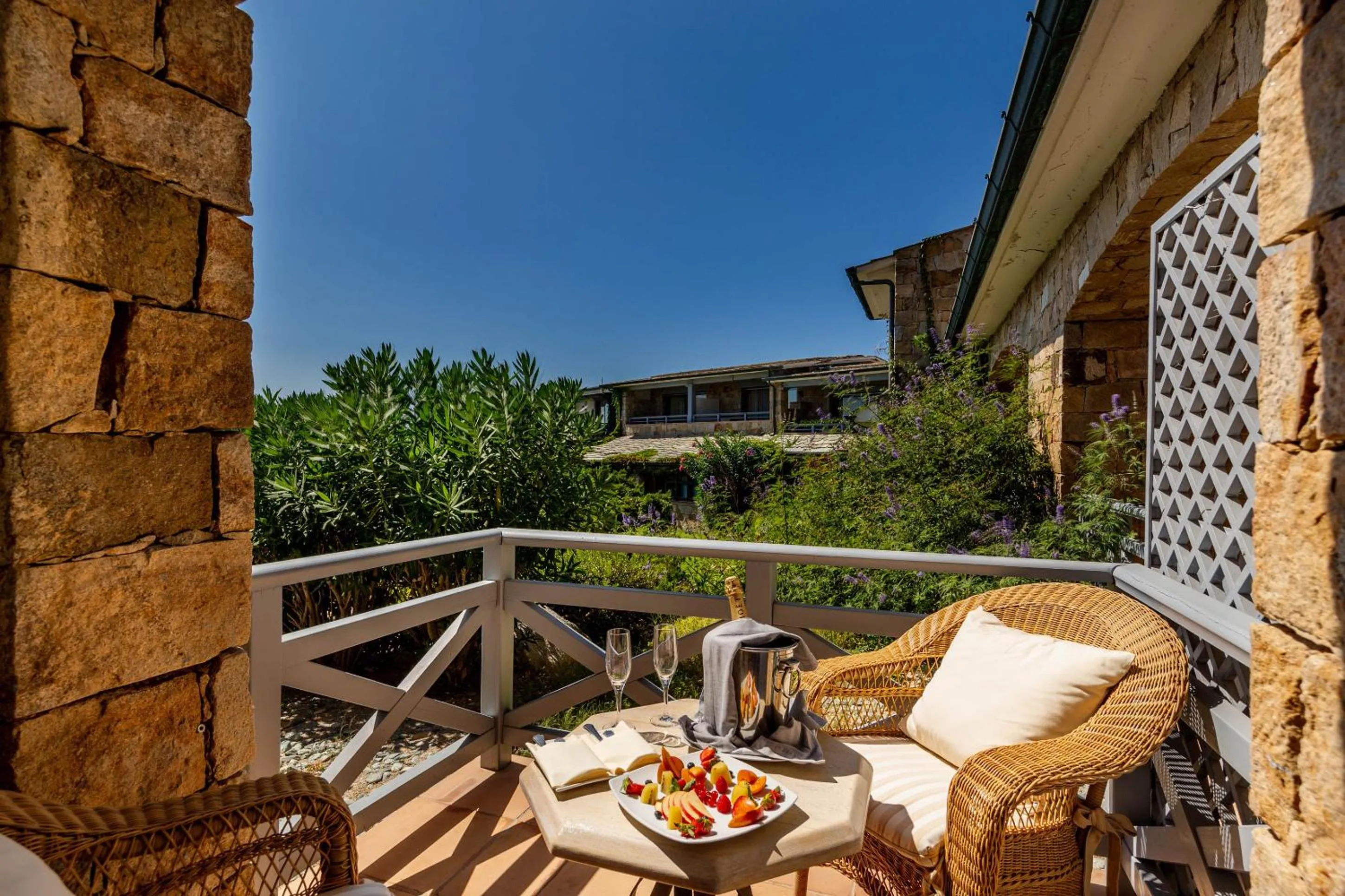 Balcony/Terrace in Hotel & SPA des Pecheurs