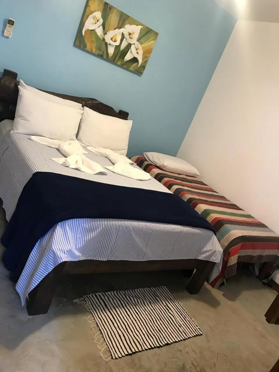 Photo of the whole room, Bed in Pousada Casa das Rosas