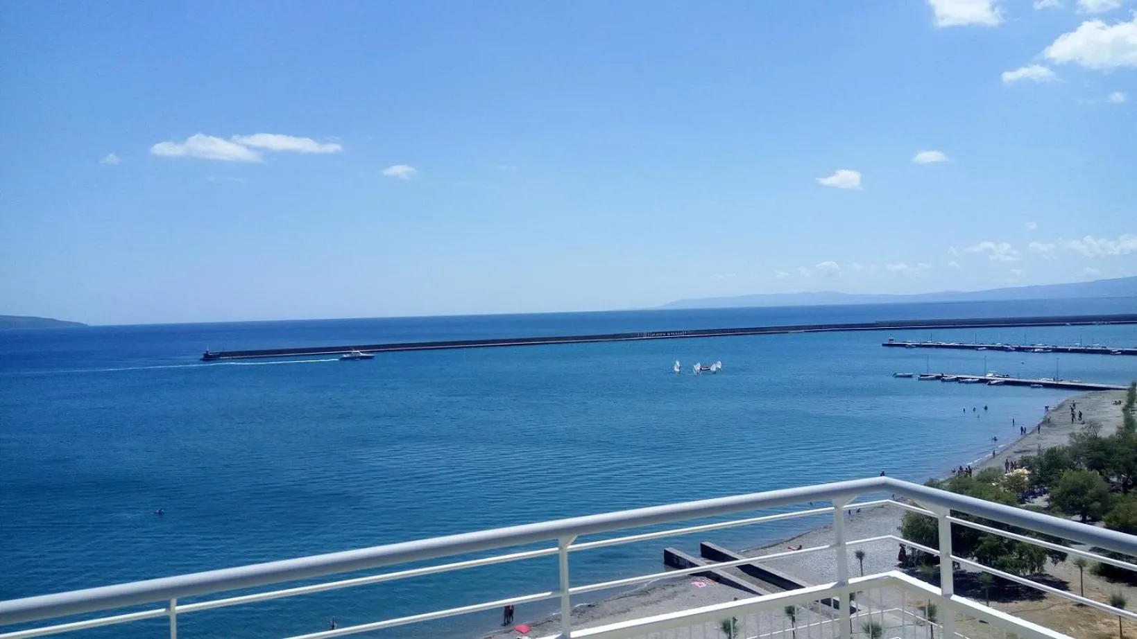 Balcony/Terrace in Seafront Penthouse LEO