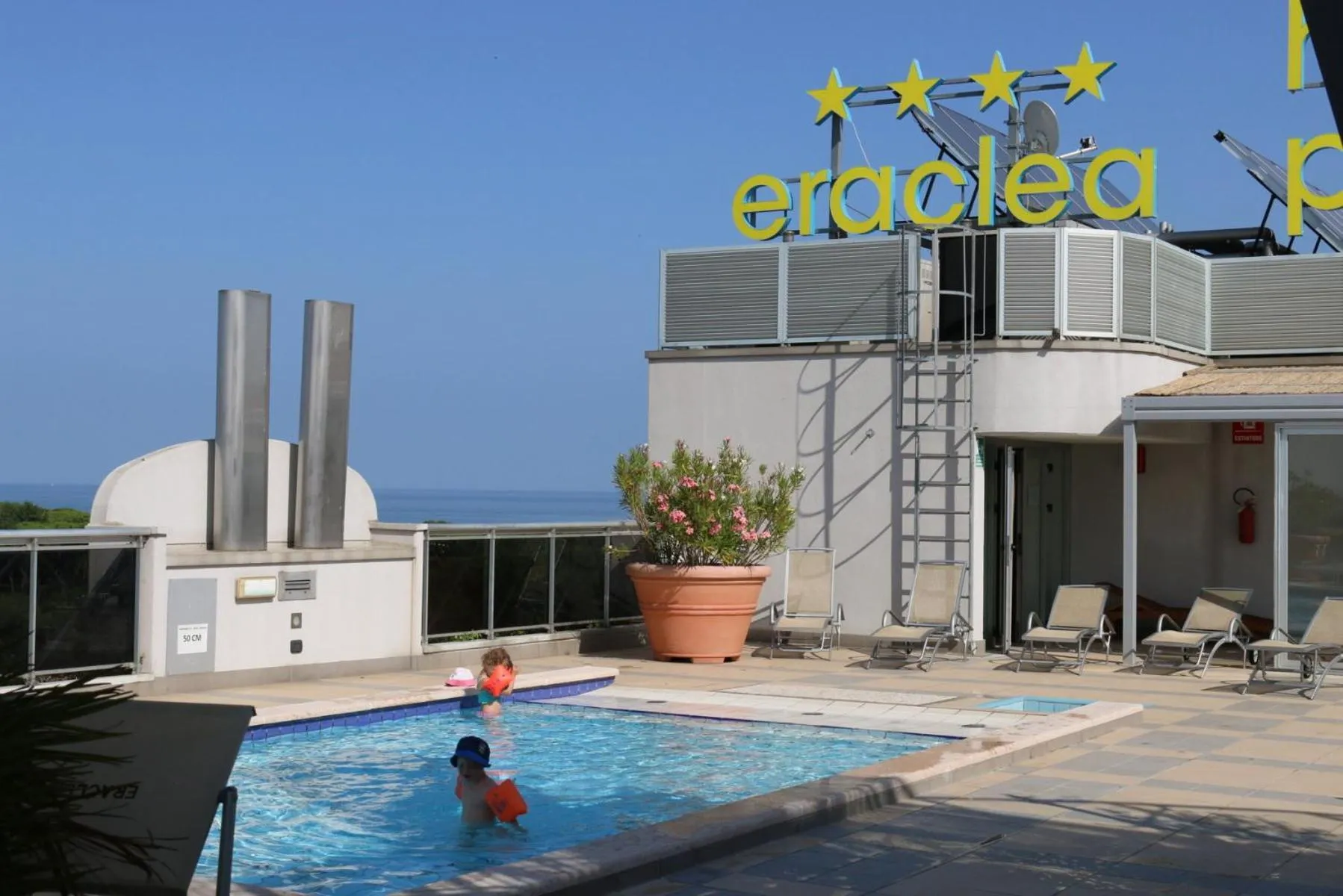 Swimming pool in Eraclea Palace Appartements