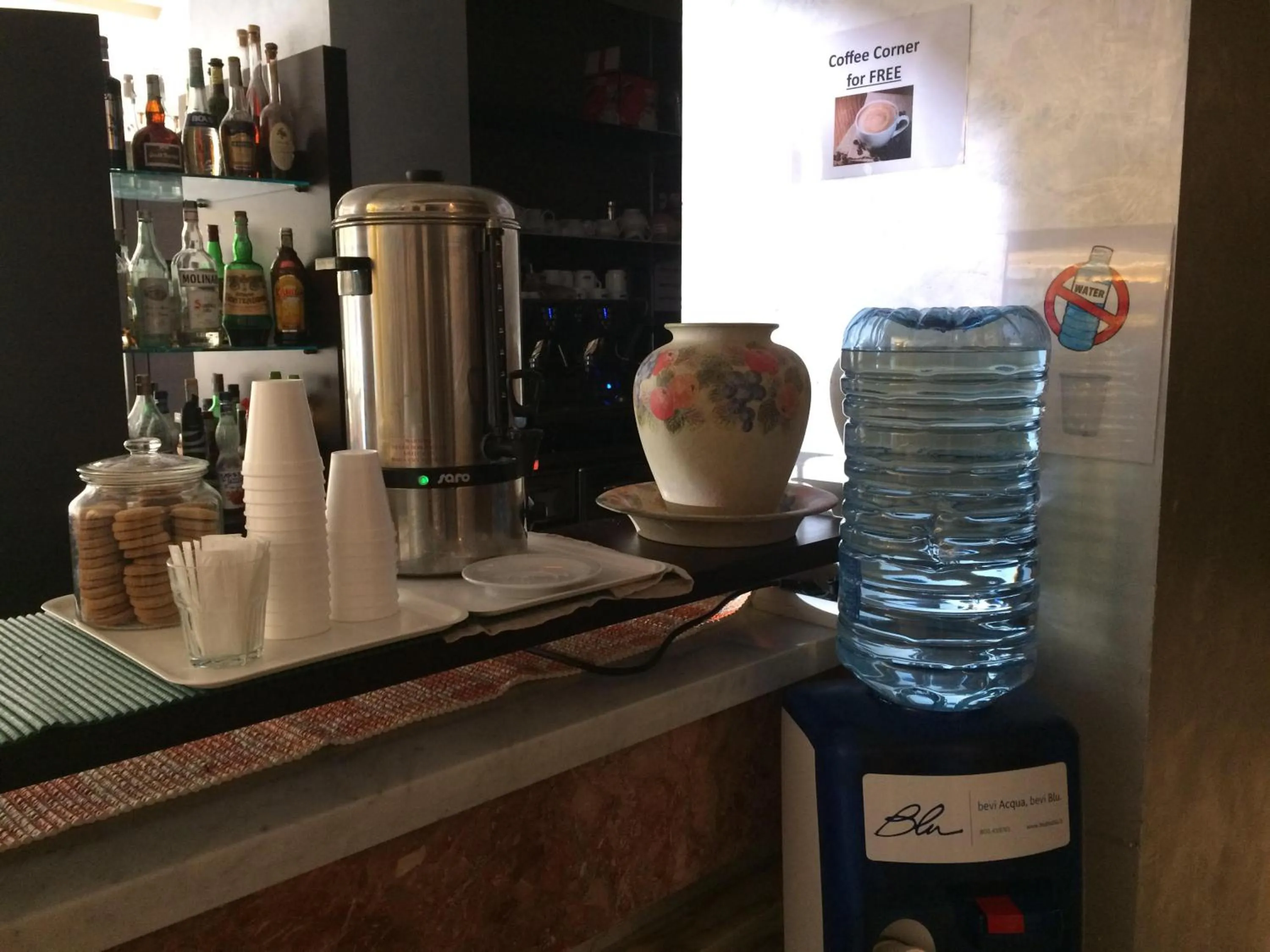 Food and drinks in Eraclea Palace Appartements