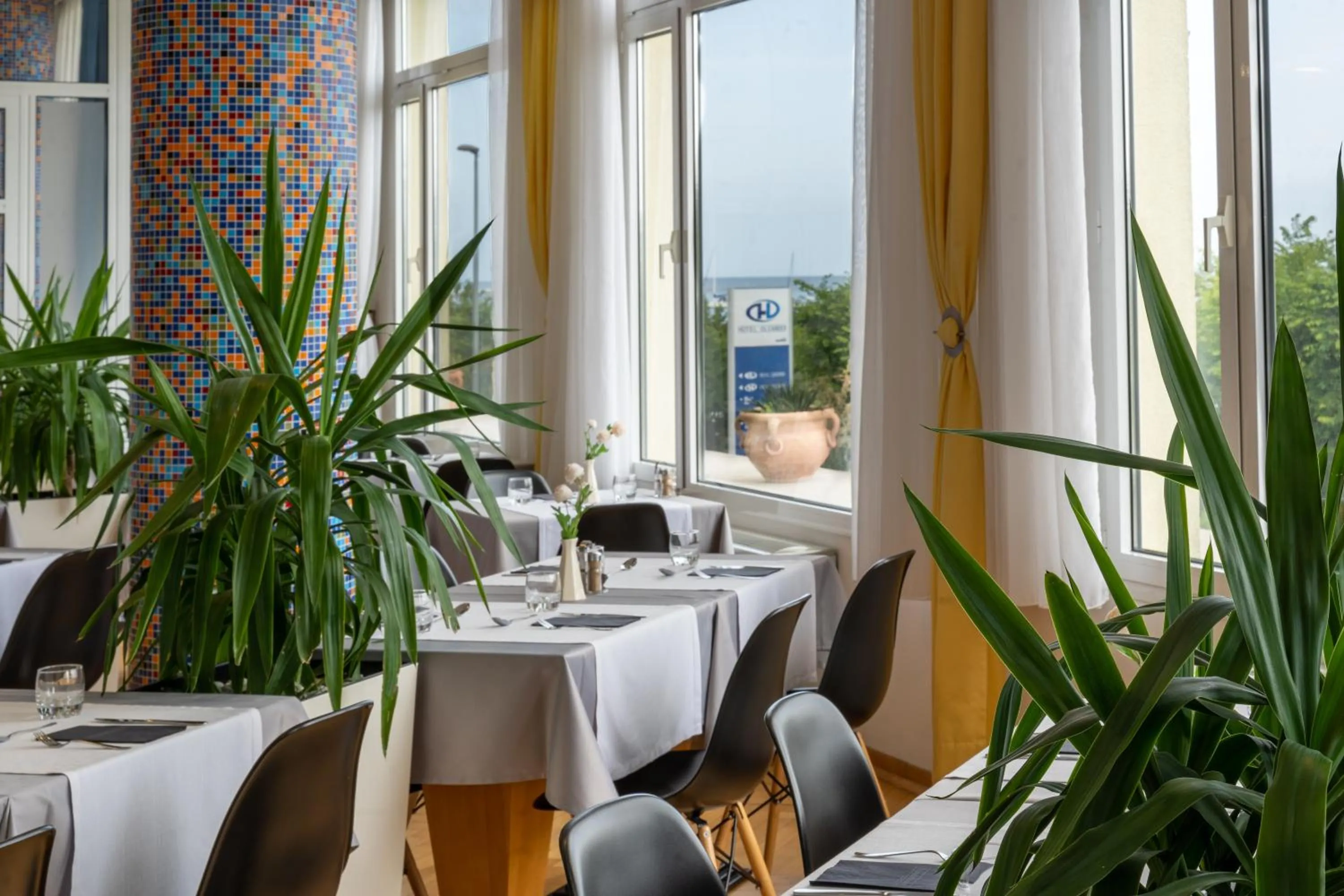 Restaurant/places to eat in Hotel Oleander - Oleander Resort