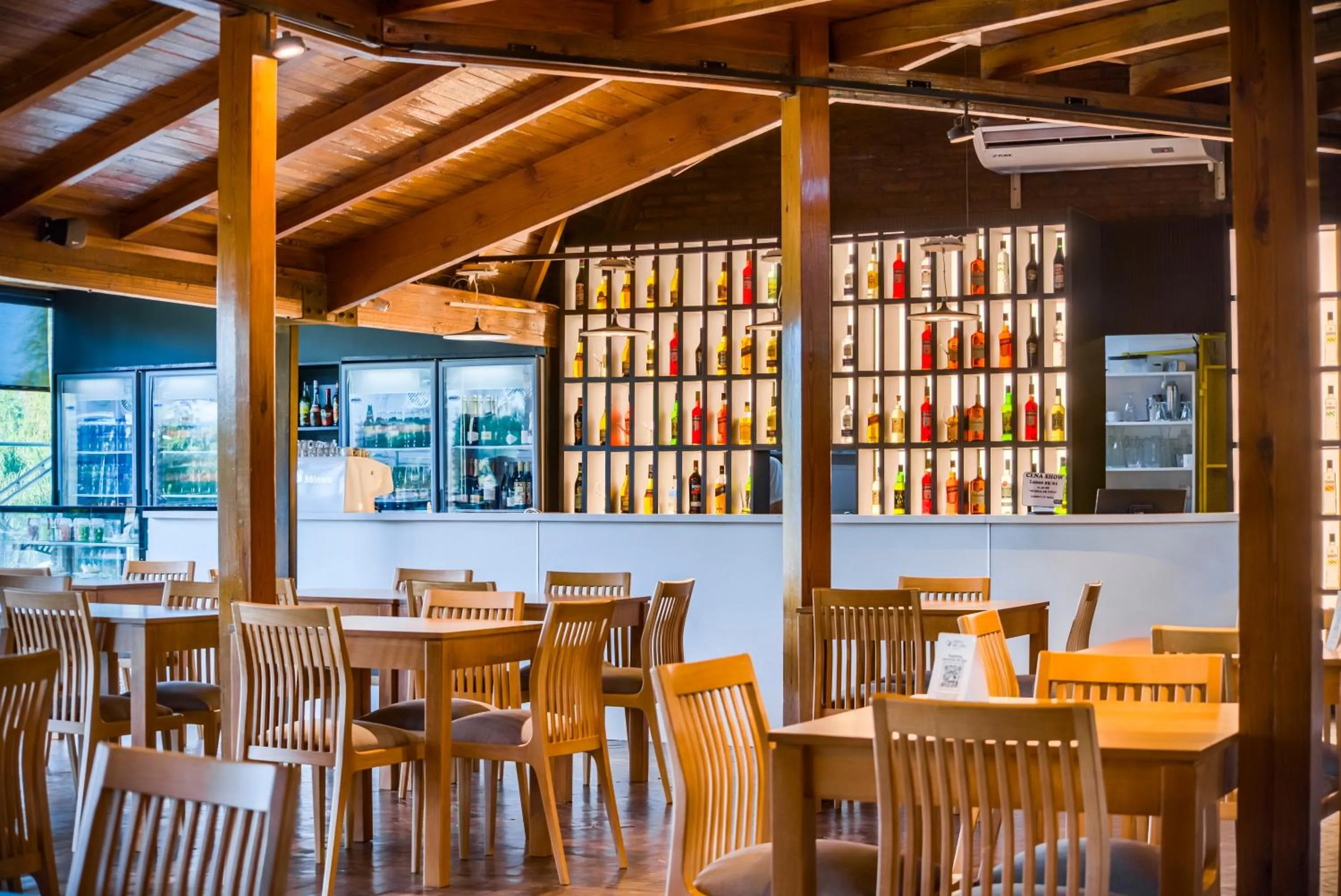 Portal del Lago Hotel