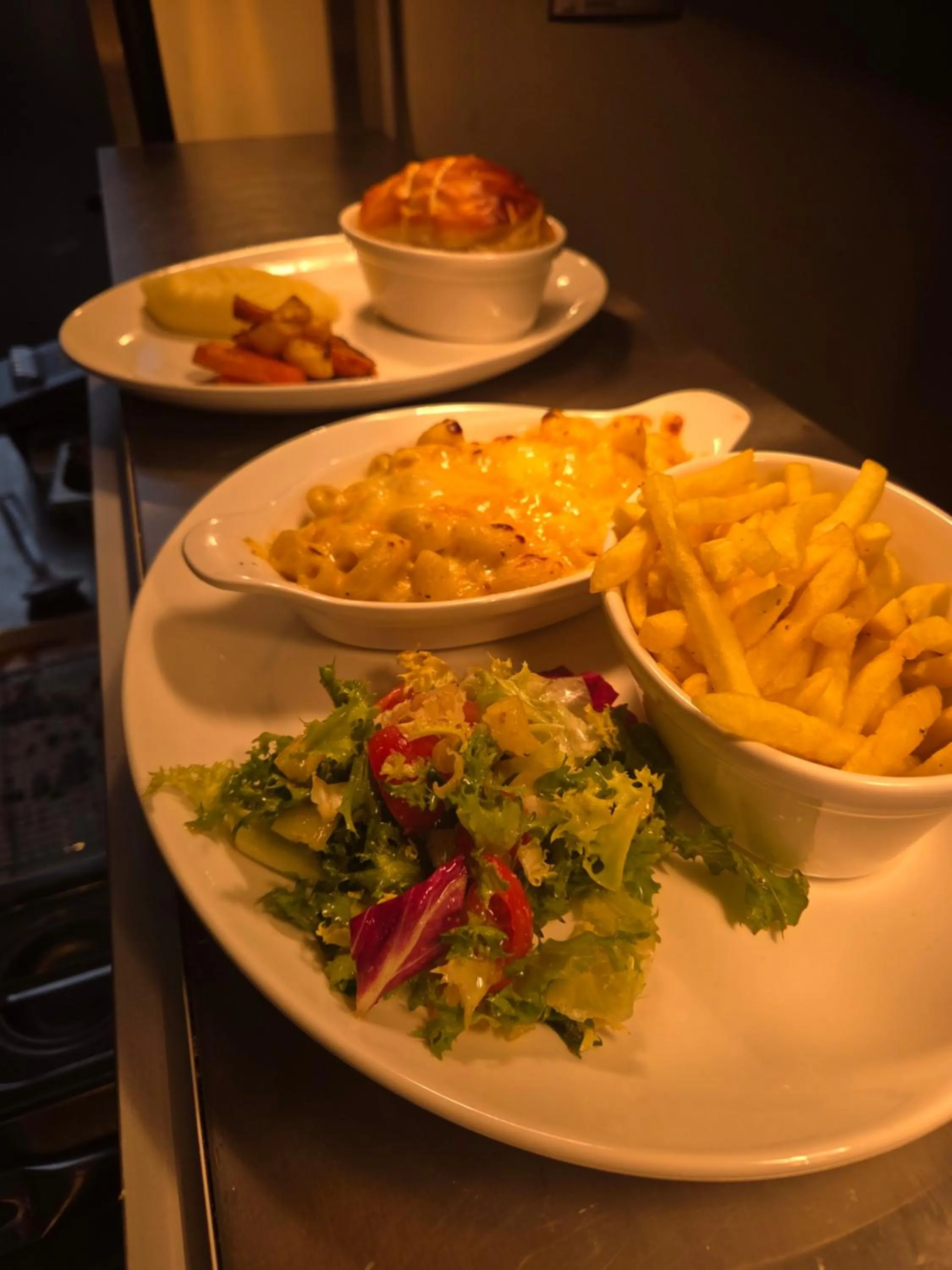 Restaurant/places to eat in The Old Schoolhouse Hotel