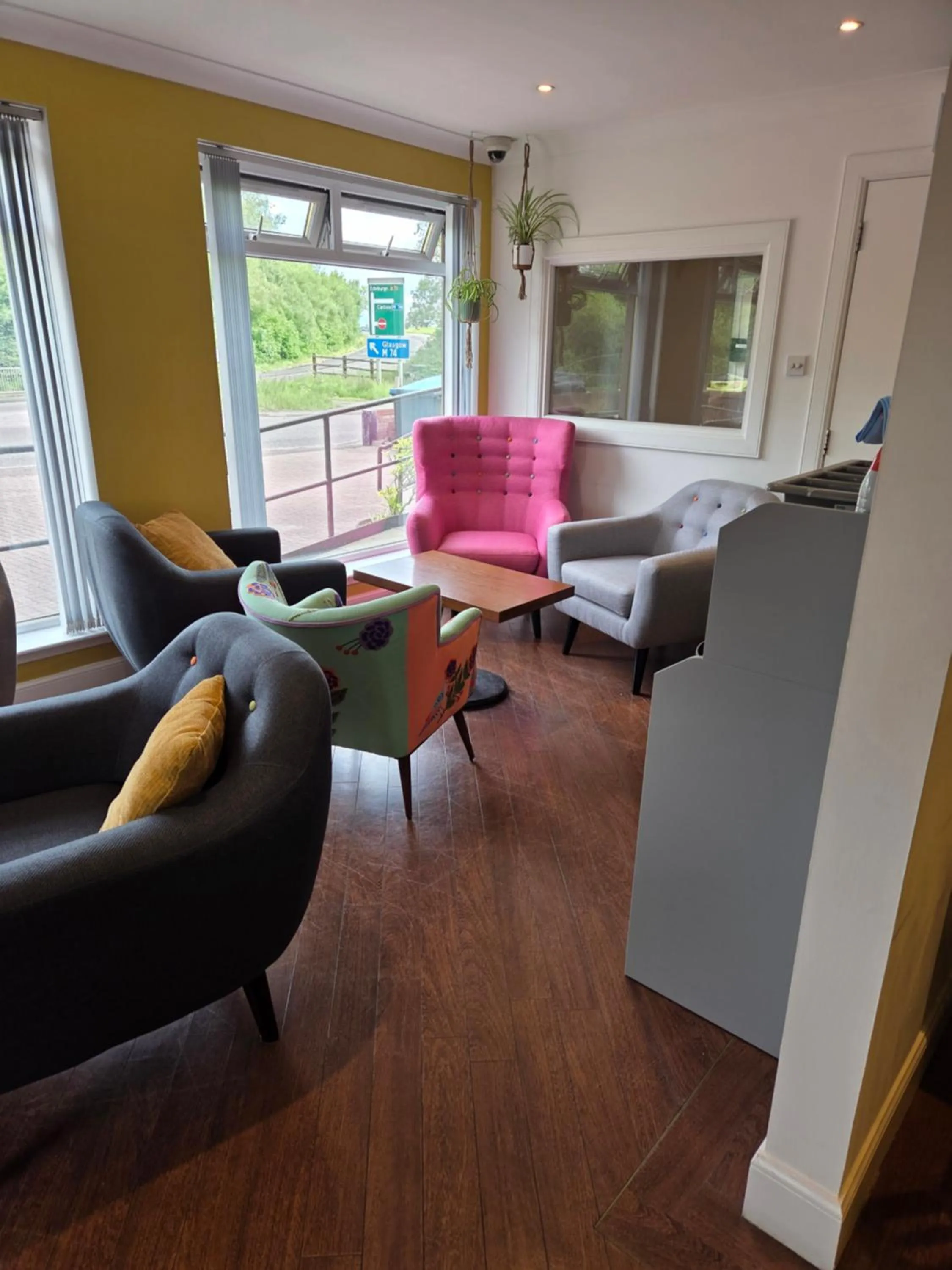 Restaurant/places to eat in The Old Schoolhouse Hotel