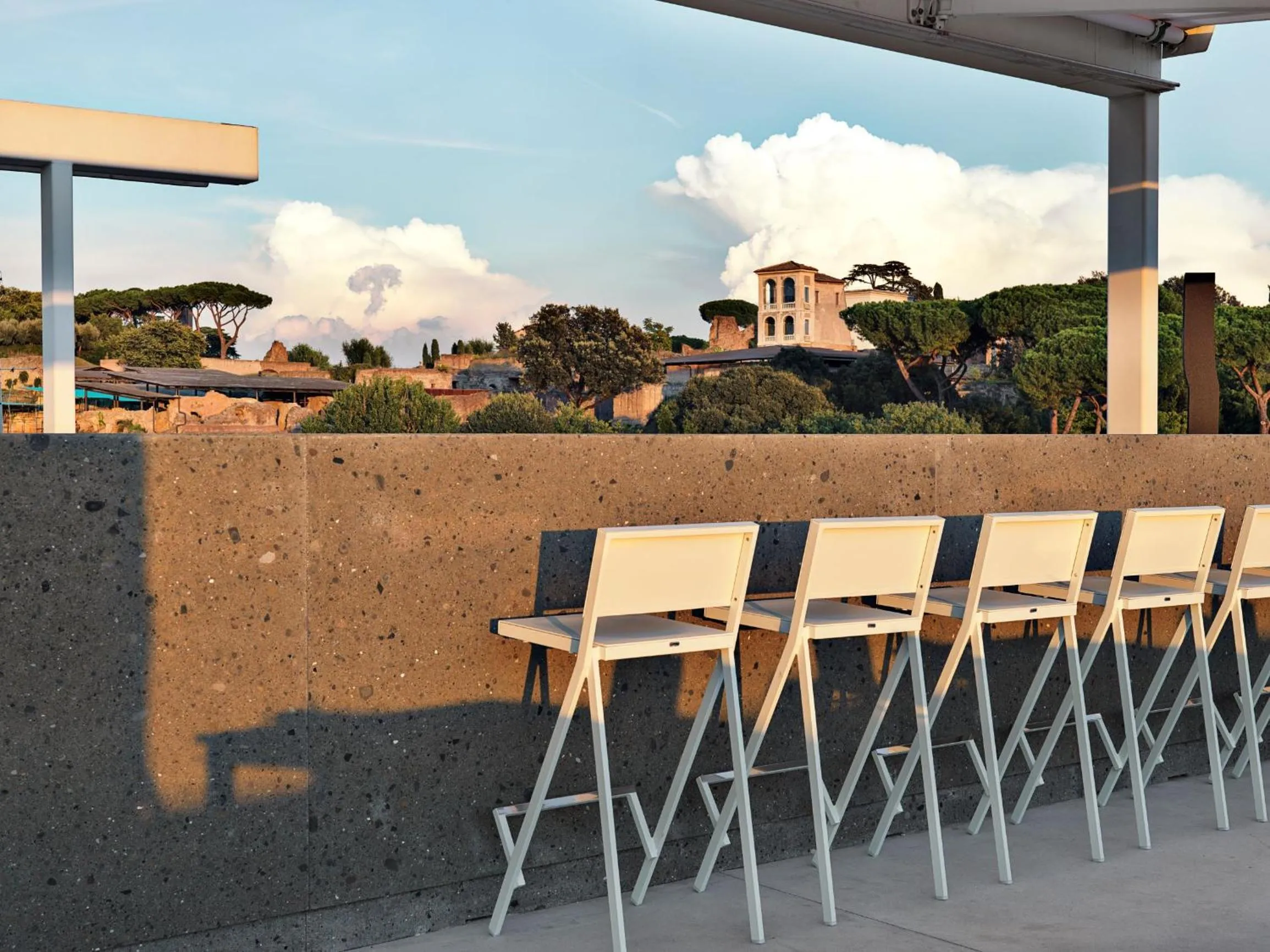 Restaurant/places to eat in Rhinoceros