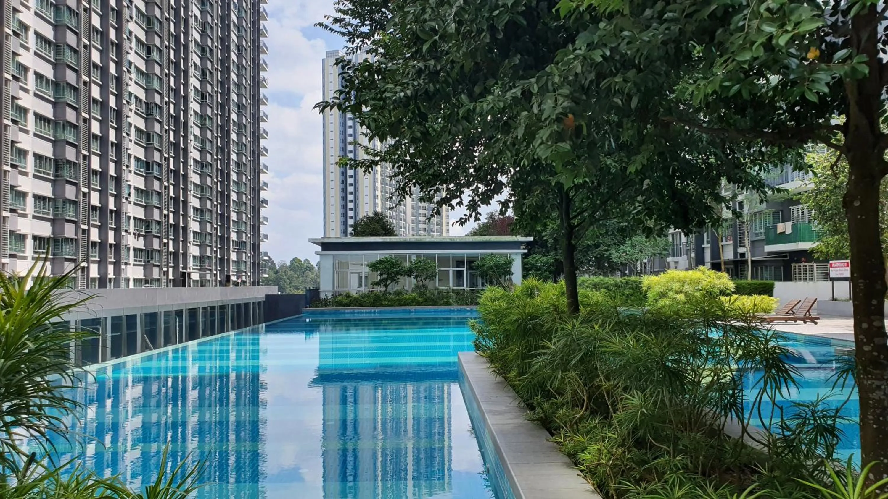 Pool view in Southville Stay @ Savanna Executive Suite