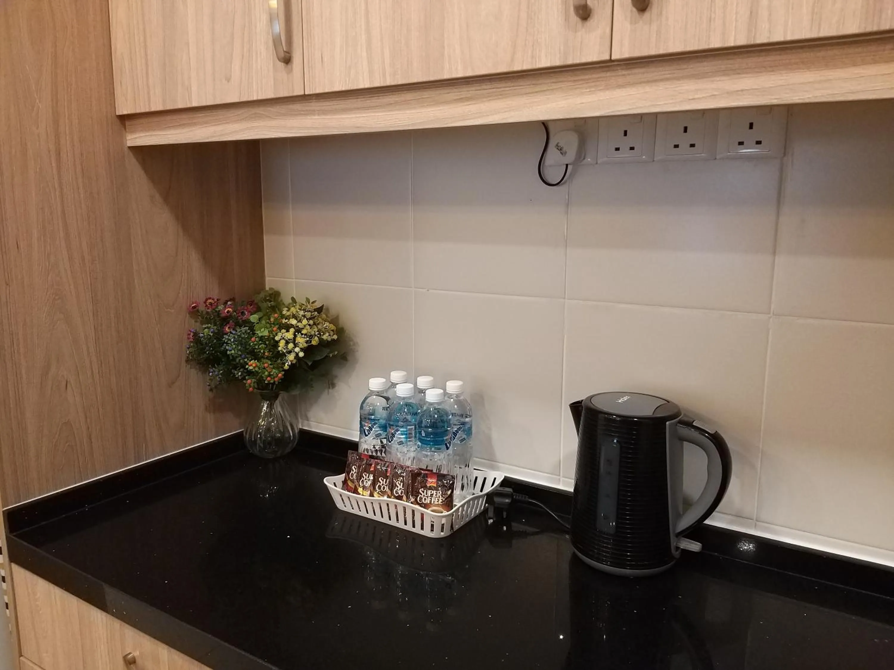 Coffee/tea facilities in Southville Stay @ Savanna Executive Suite