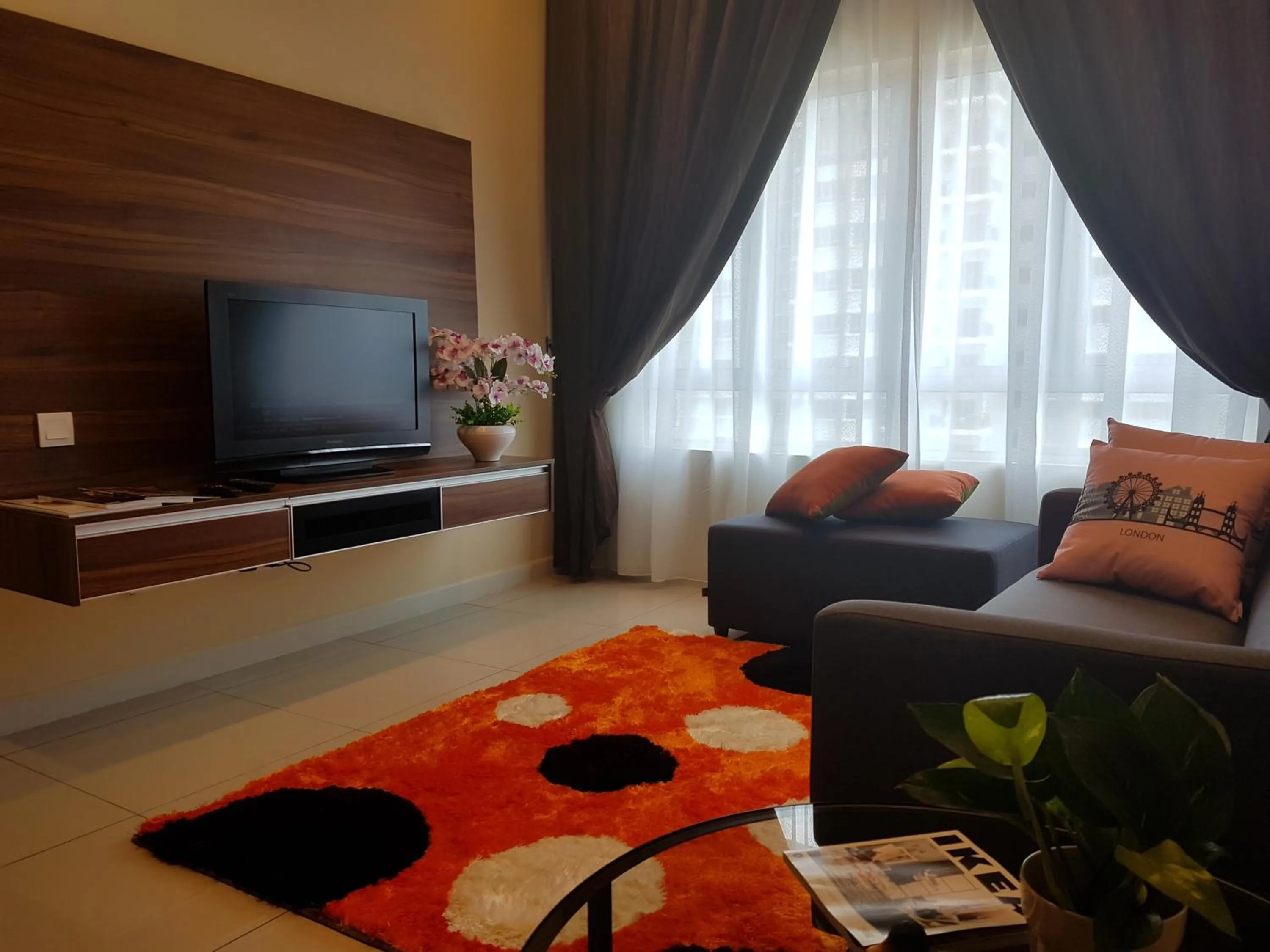 Living room in Southville Stay @ Savanna Executive Suite