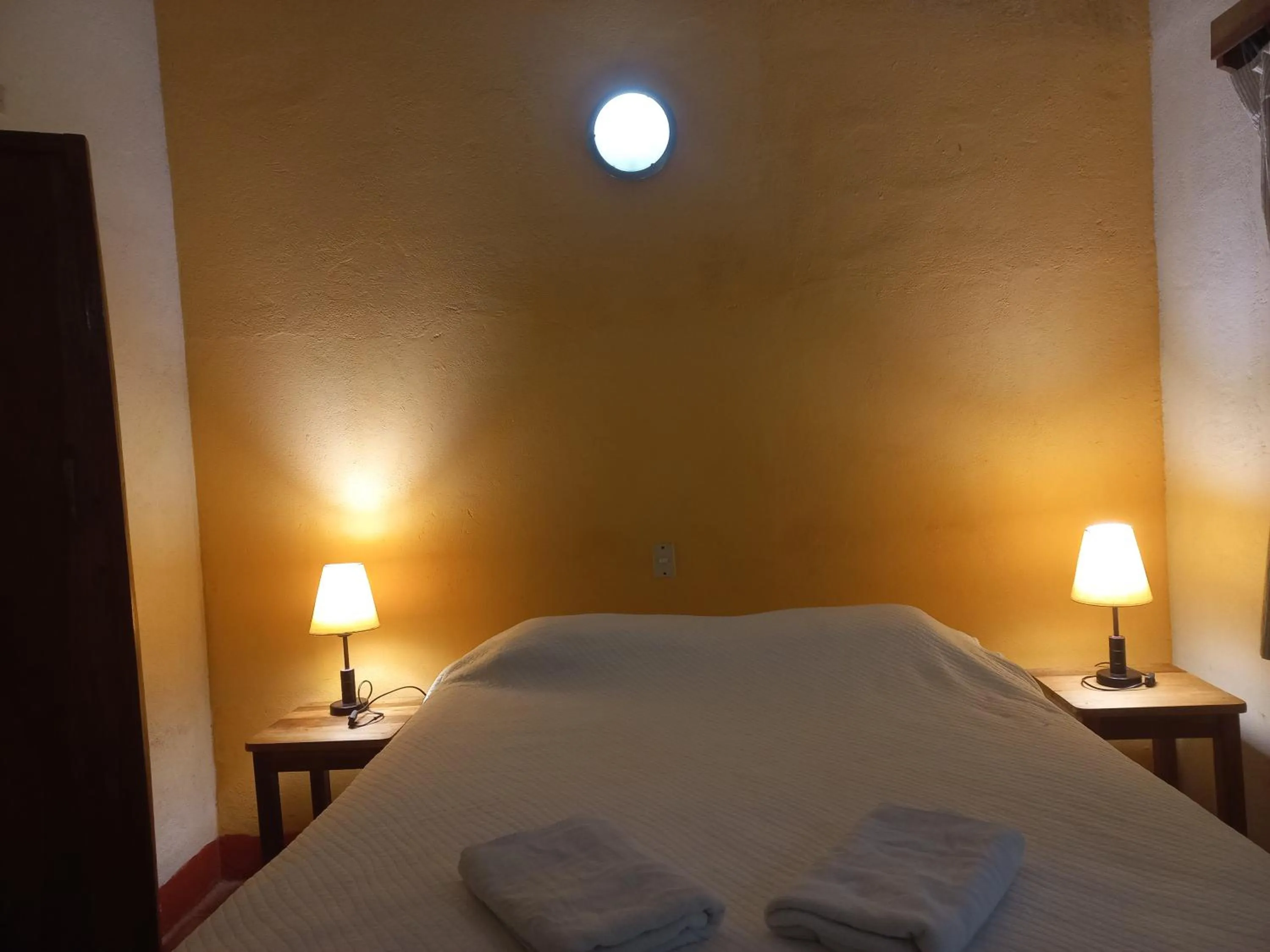 Bed in Hotel Casa Barcelona