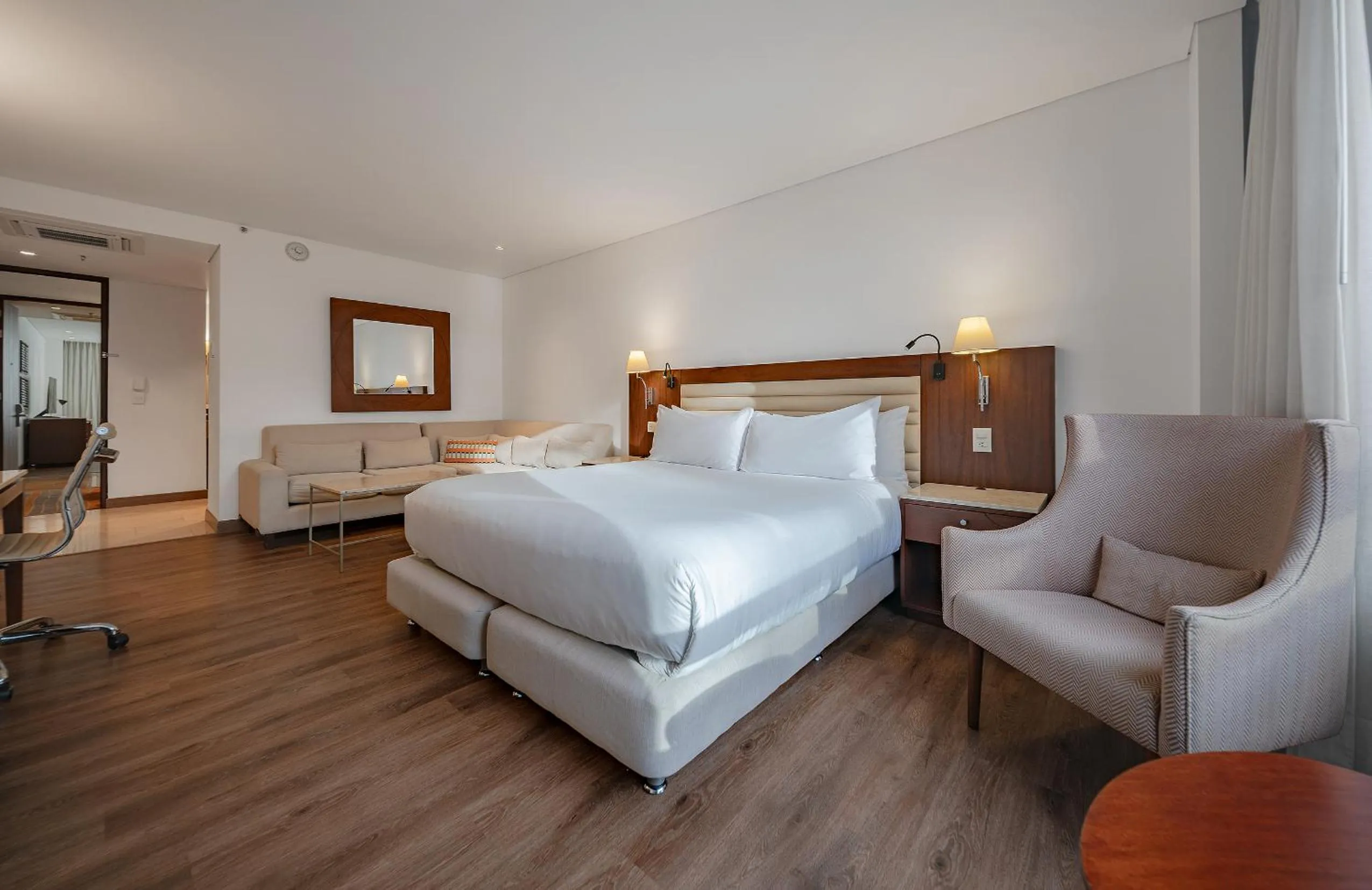 Bedroom, Bed in Hotel Chico 97 By OxoHotel