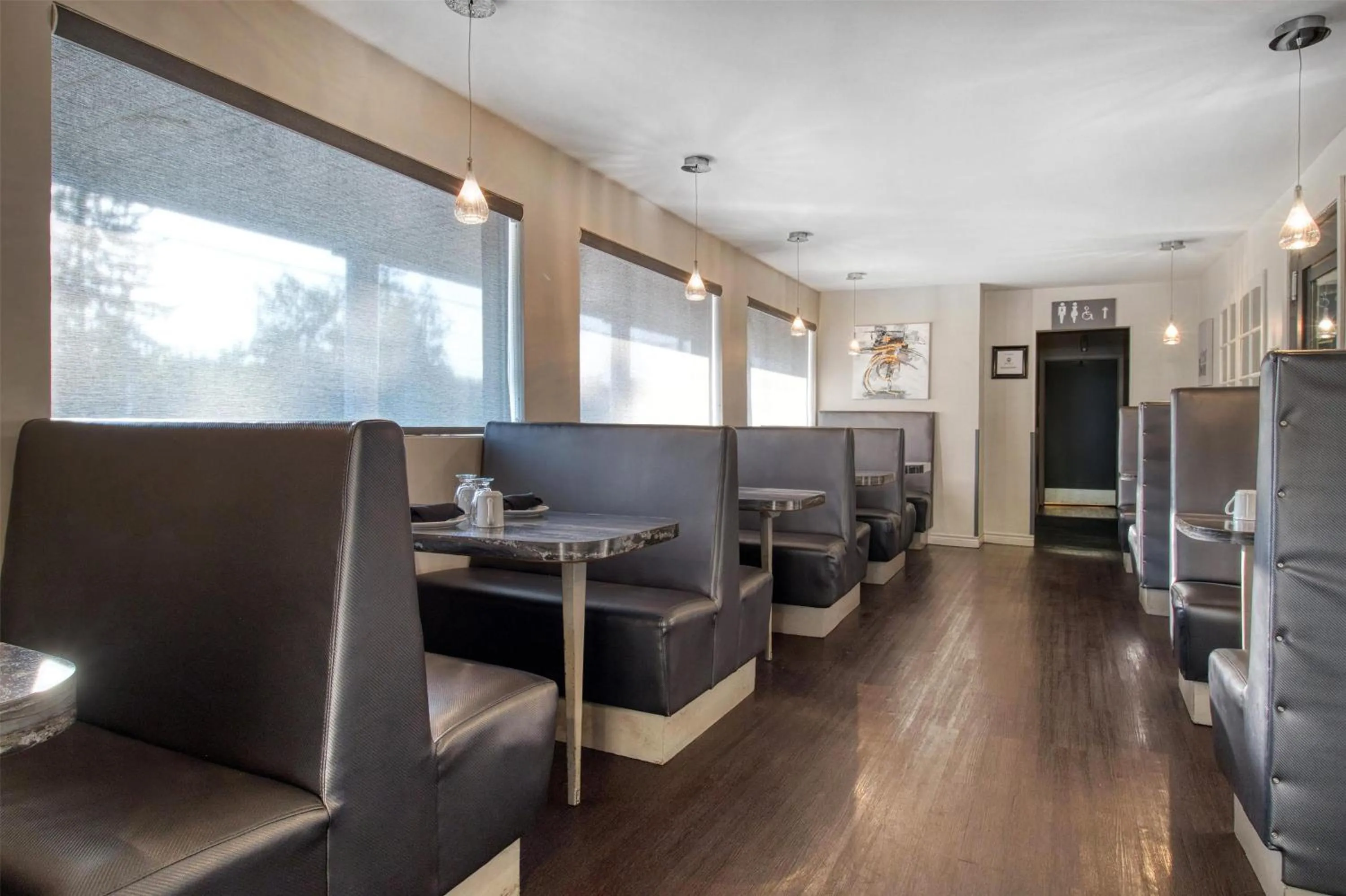 Breakfast in Dannys Suites, SureStay Collection by Best Western