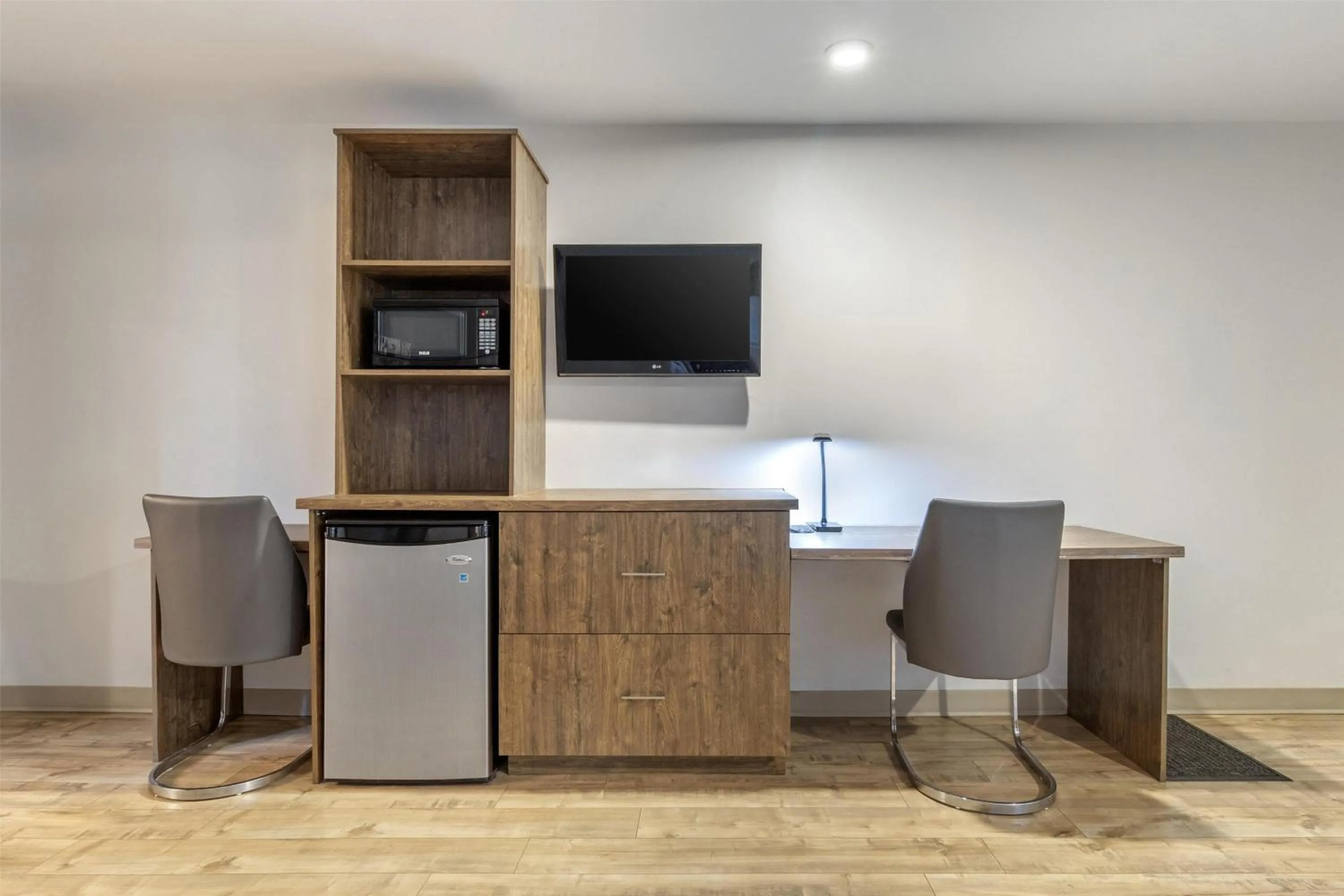 Bedroom in Dannys Suites, SureStay Collection by Best Western