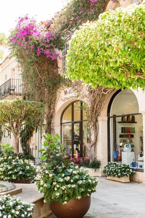 Nearby landmark in Hemingway Suites at Palm Beach Hotel Island