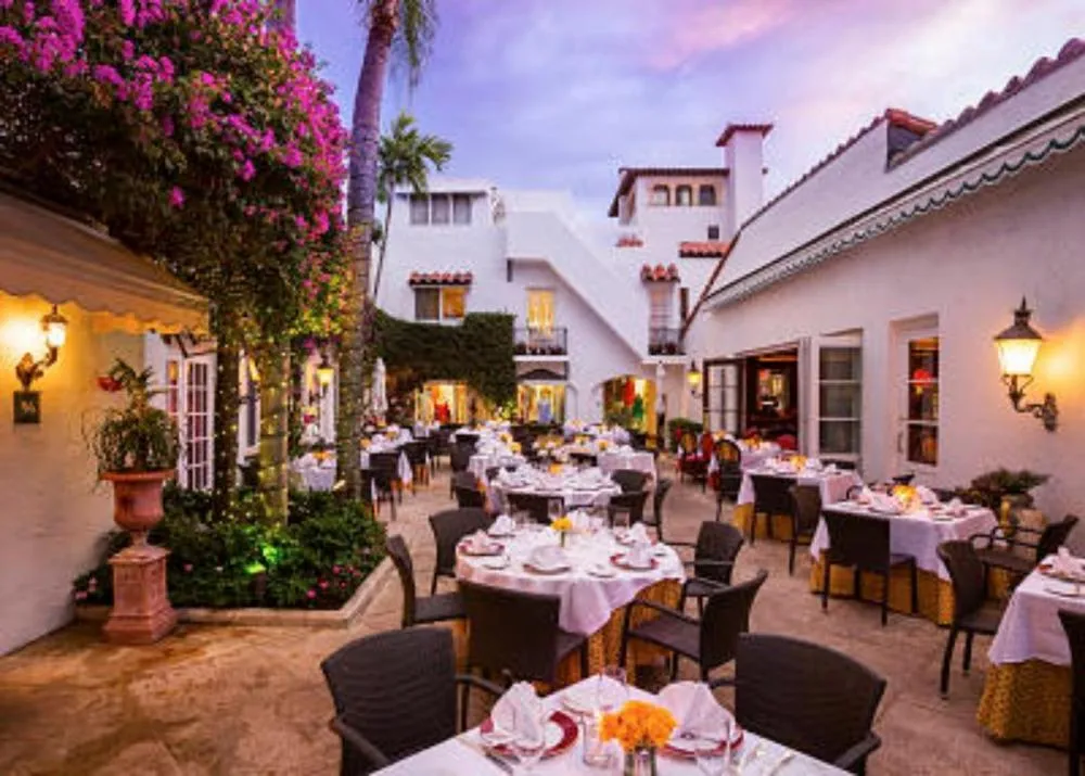 Patio in Hemingway Suites at Palm Beach Hotel Island