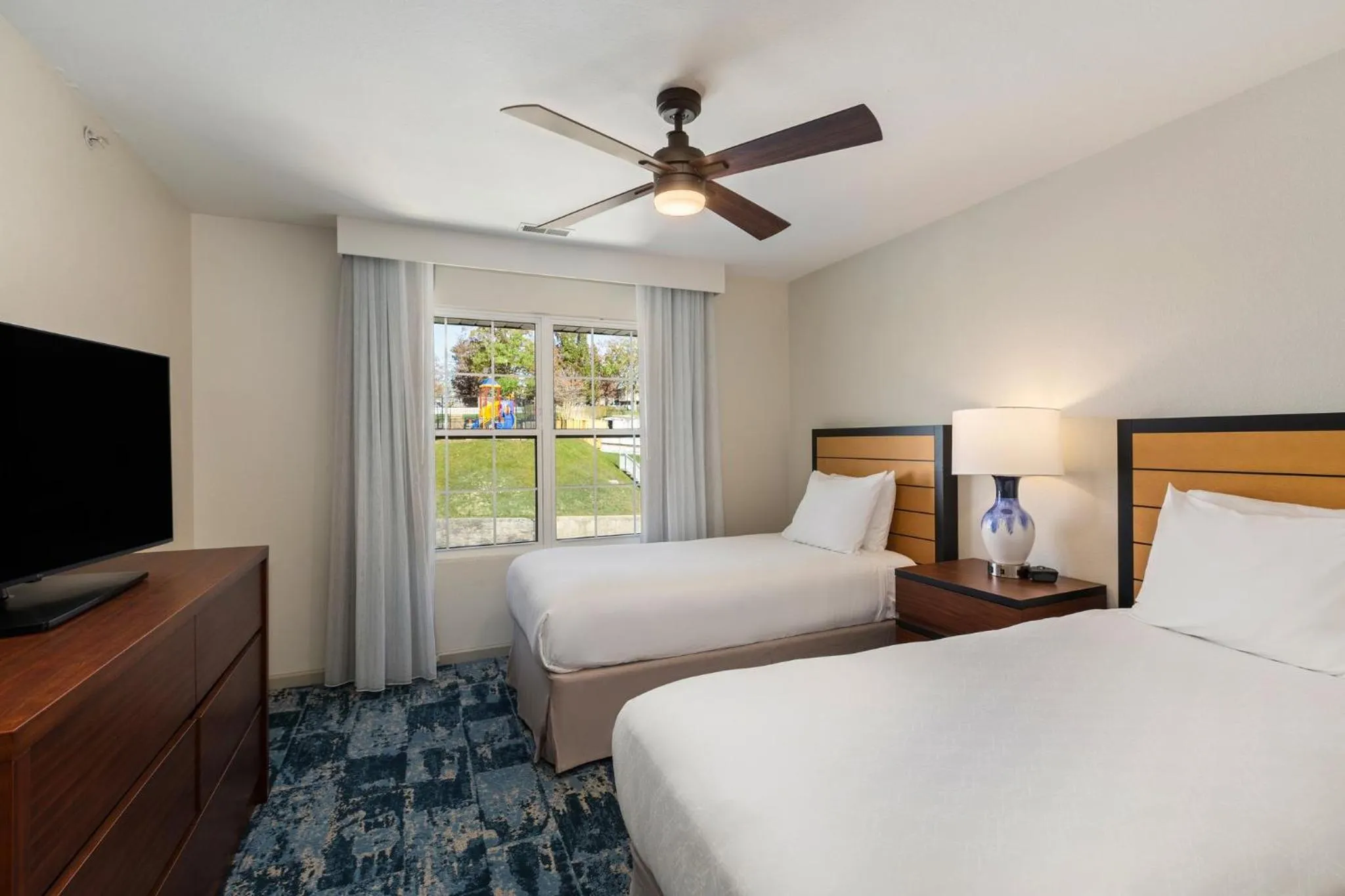 Bedroom, Bed in WorldMark Lake of the Ozarks