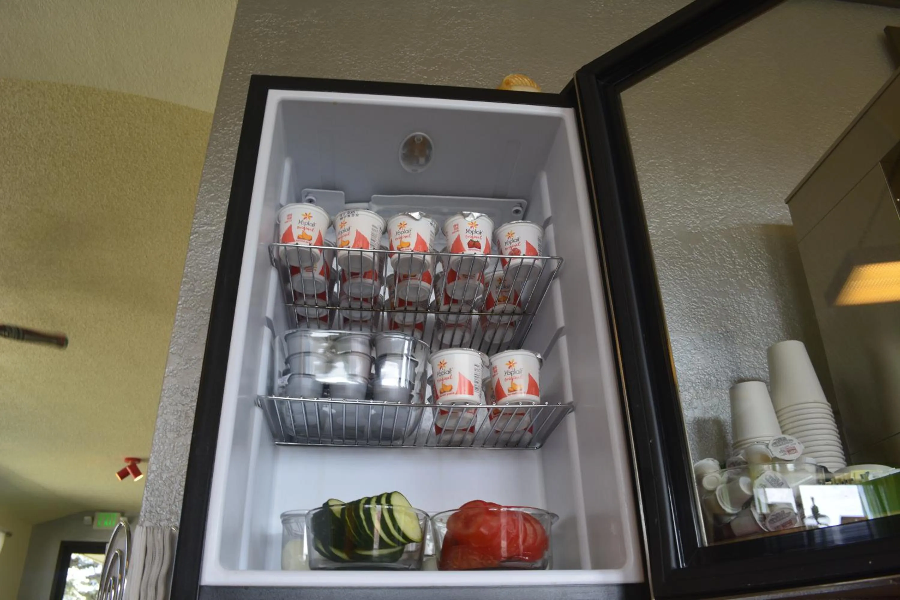 Breakfast in Retro Inn at Mesa Verde