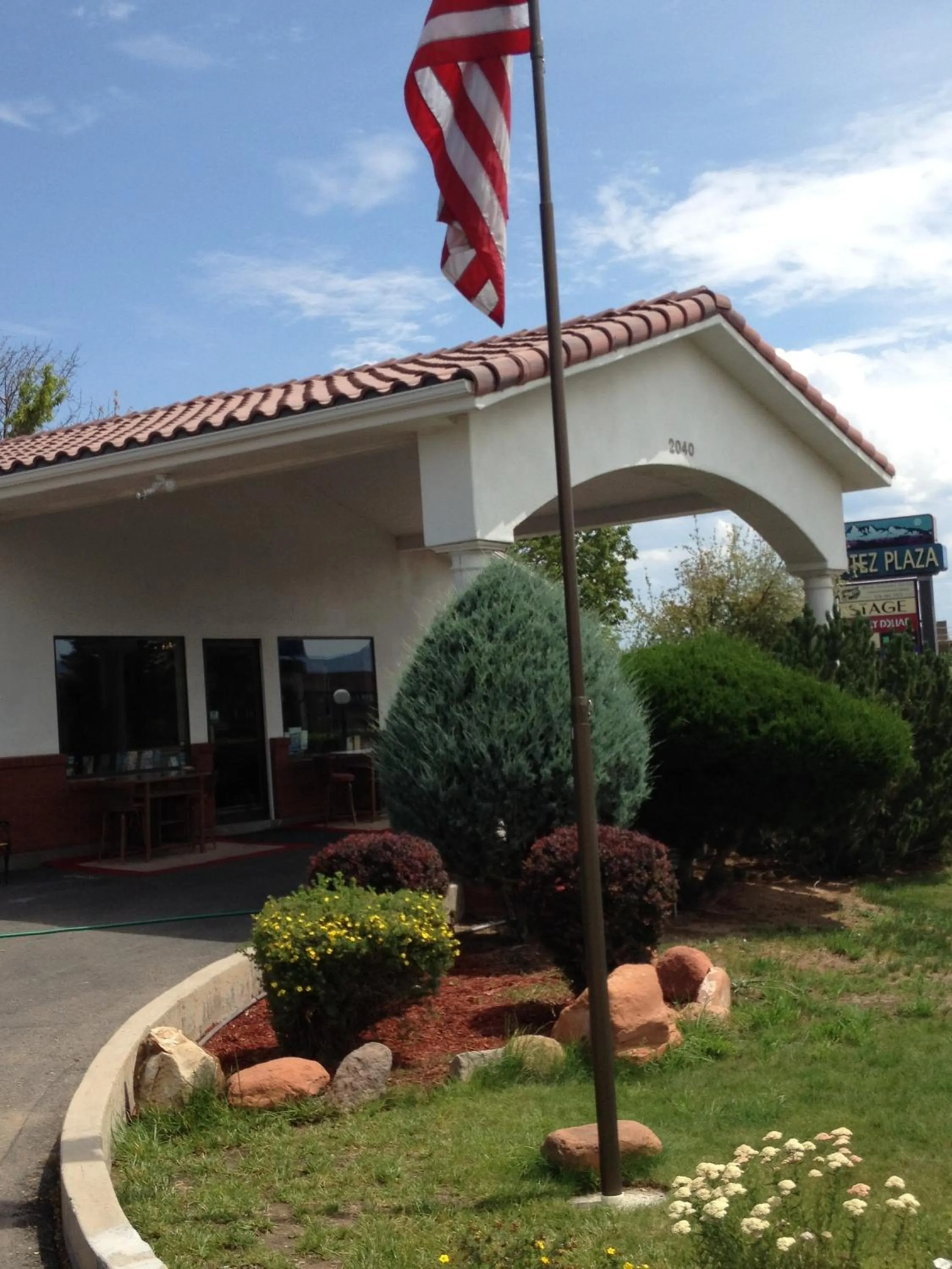 Facade/entrance in Retro Inn at Mesa Verde