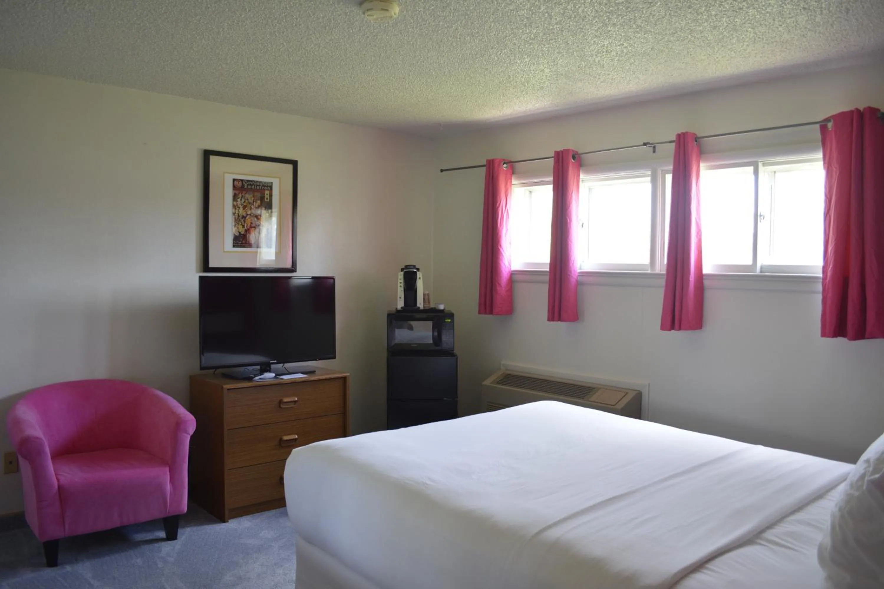 Bedroom, Bed in Retro Inn at Mesa Verde