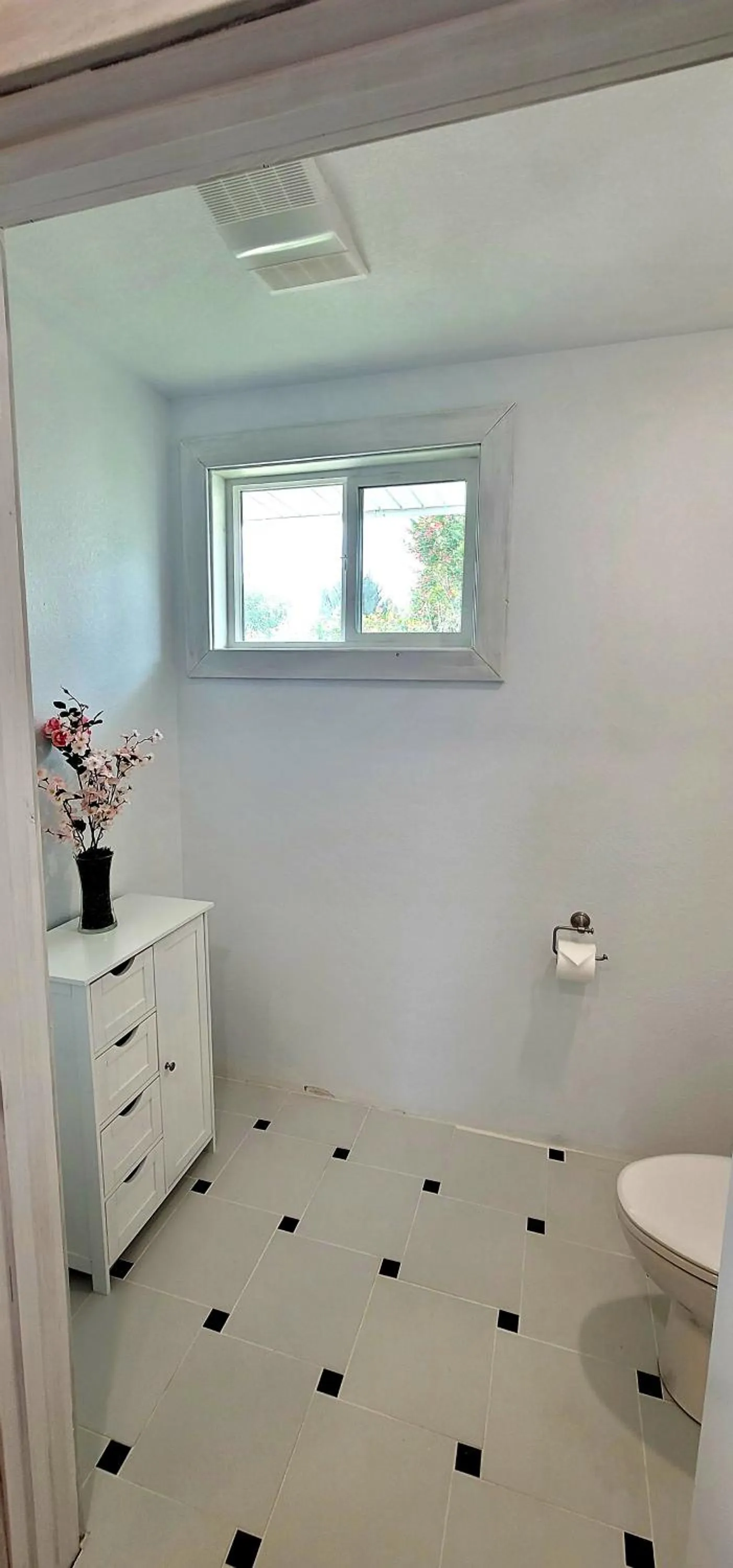 Bathroom in Retro Inn at Mesa Verde