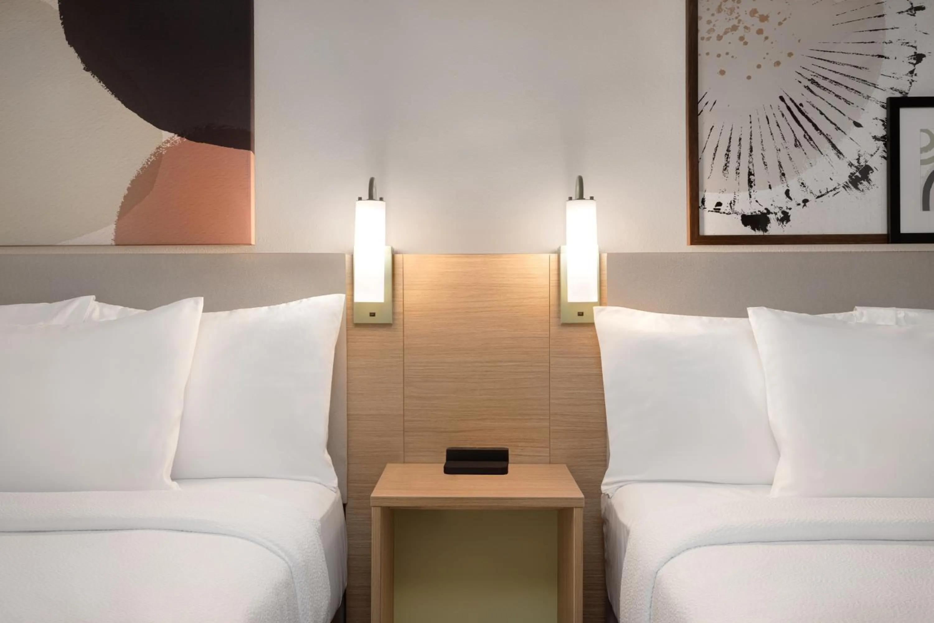 Bed in Quality Inn Bentonville-Rogers