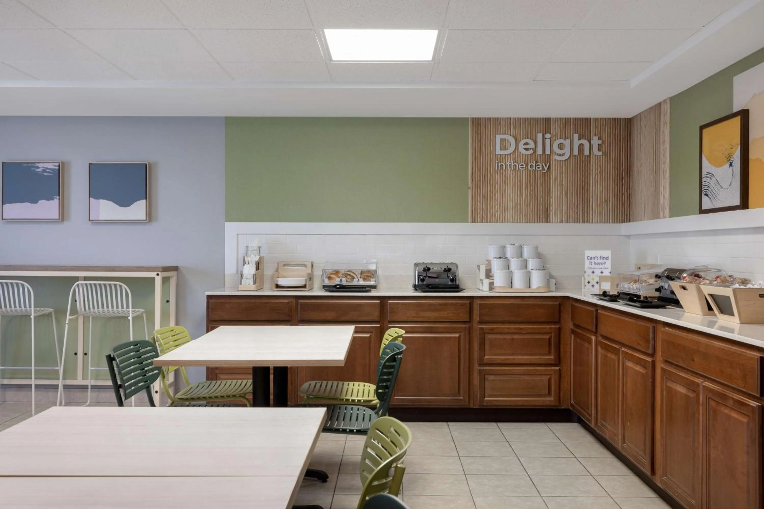 Breakfast in Quality Inn Bentonville-Rogers