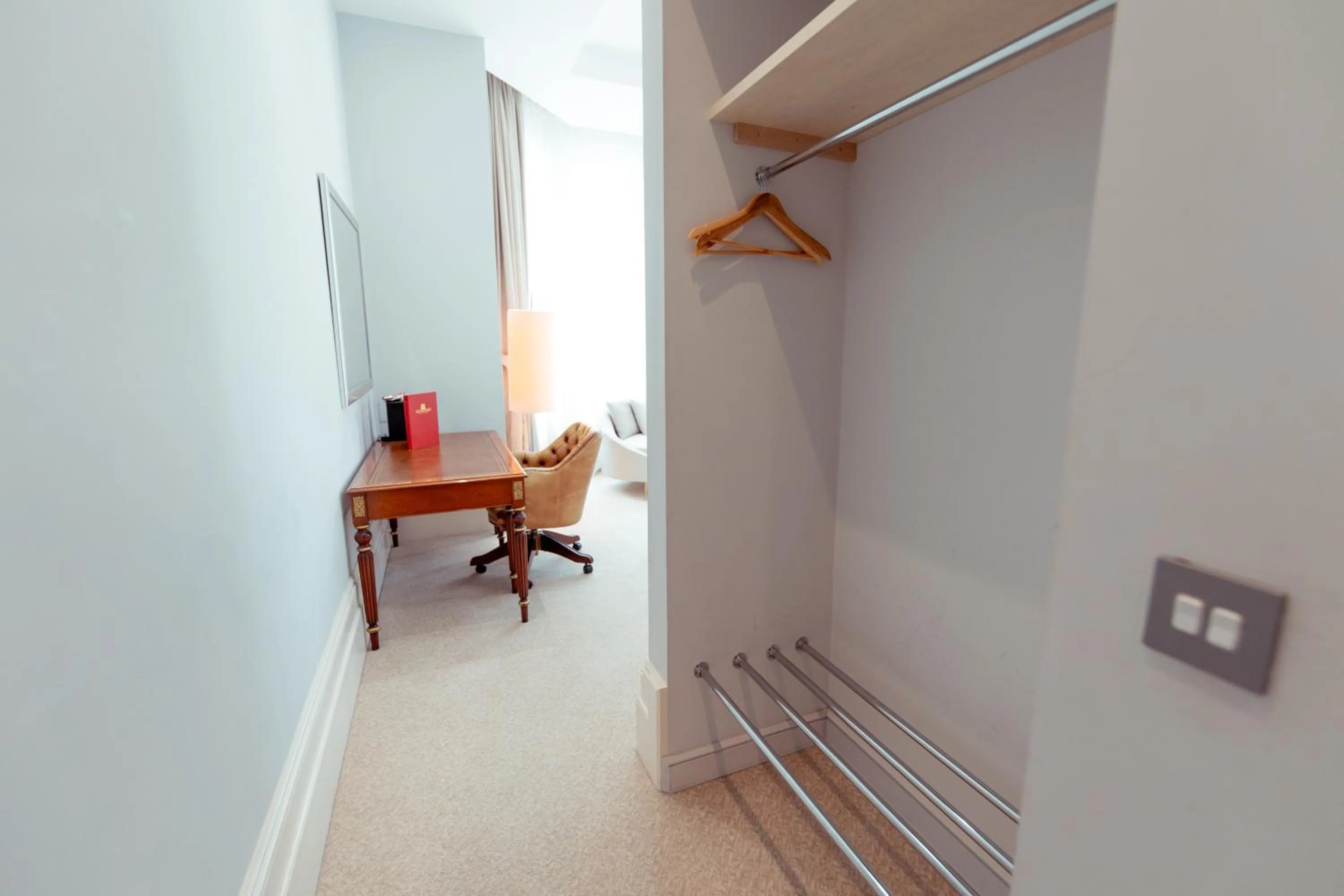 The Chatsworth Hotel