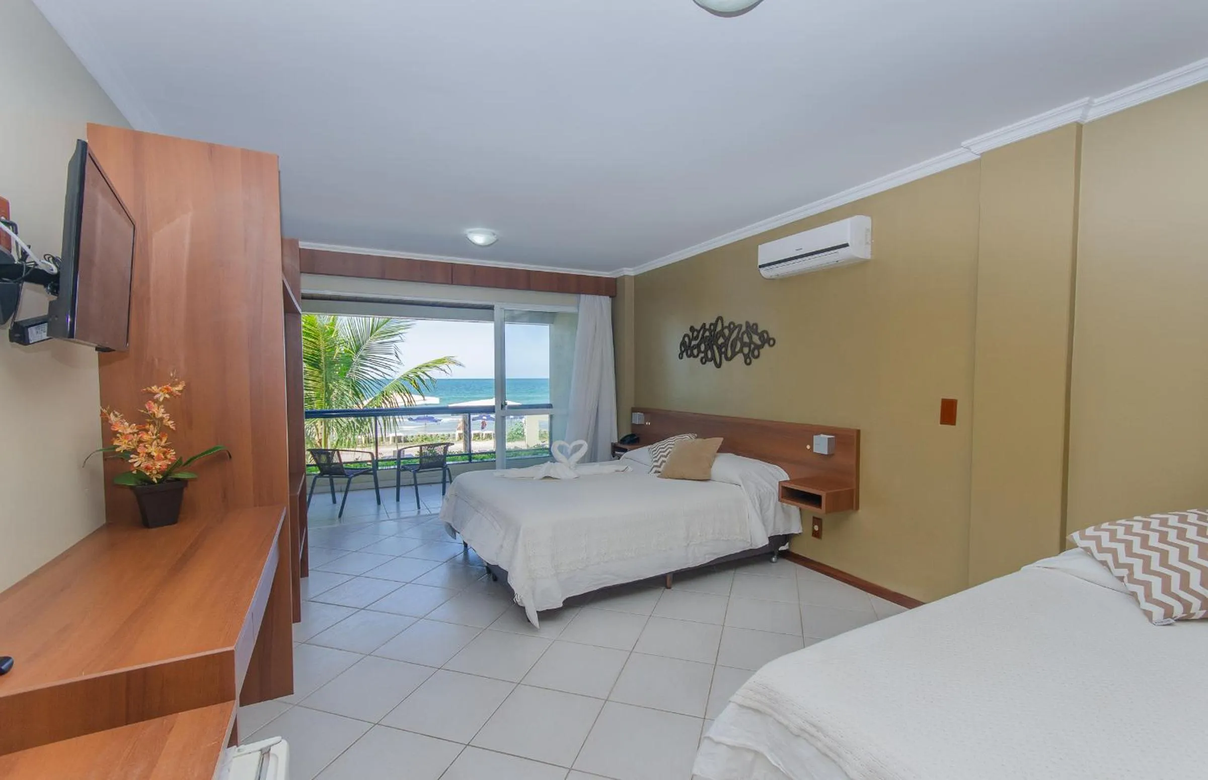 Photo of the whole room, Bed in Pousada Garatéia