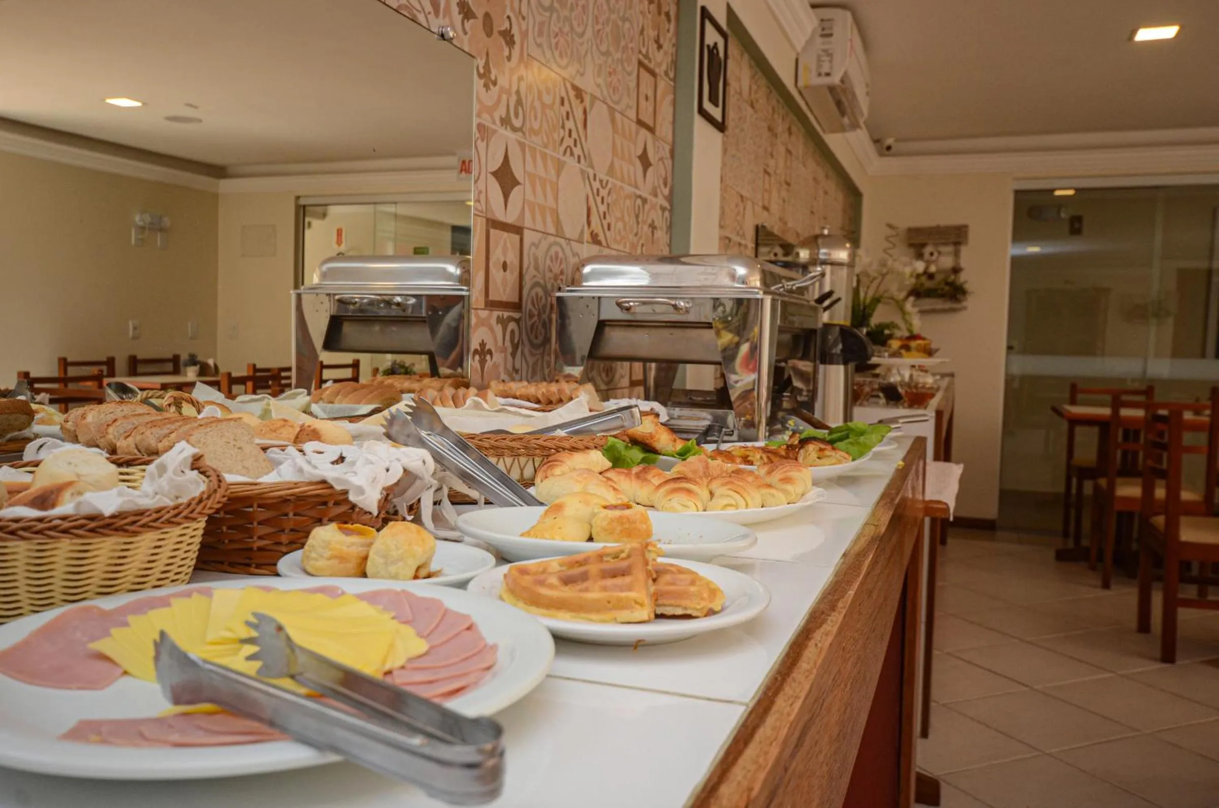 Breakfast in Pousada Garatéia