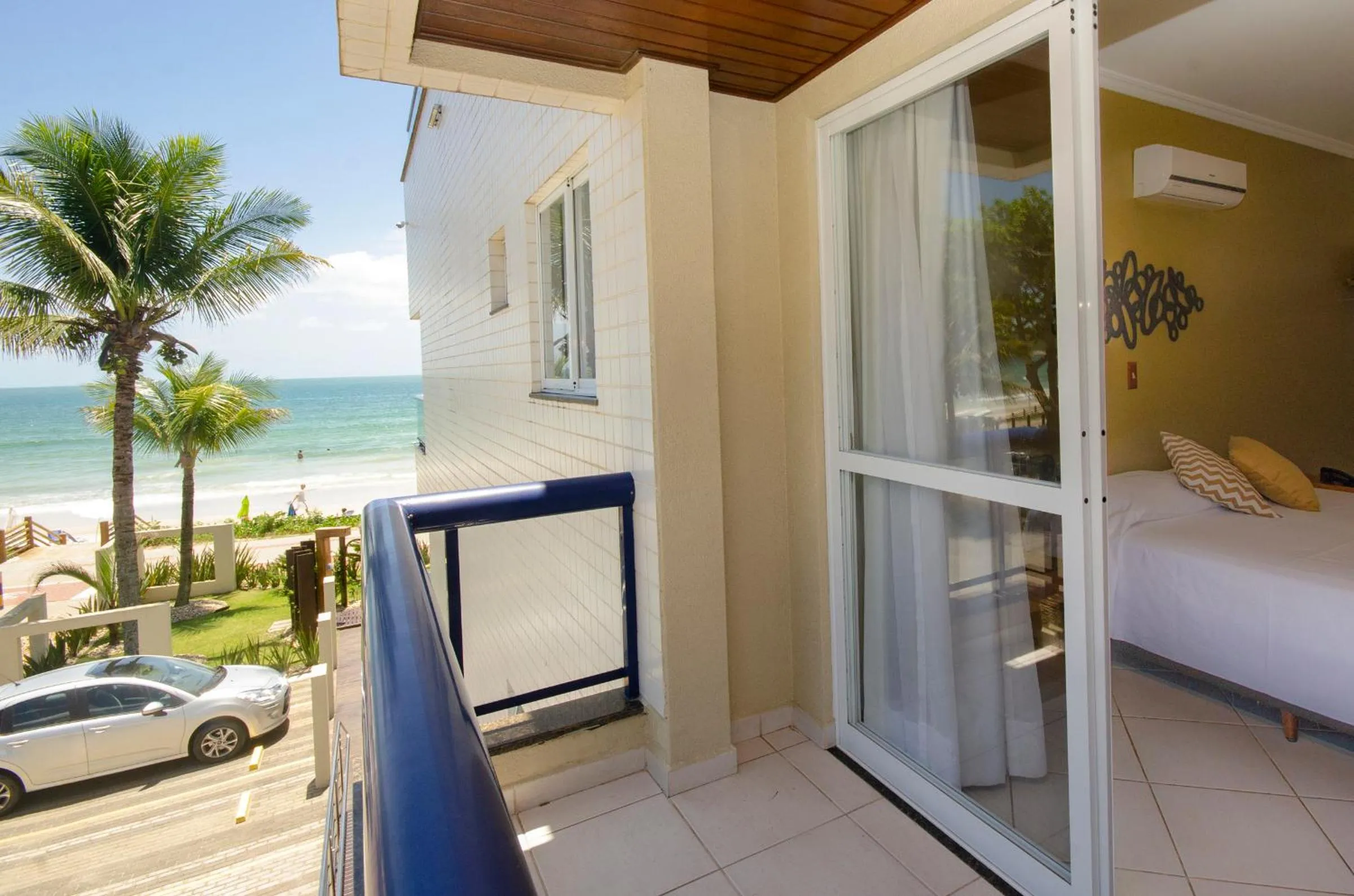 Balcony/Terrace, Bed in Pousada Garatéia