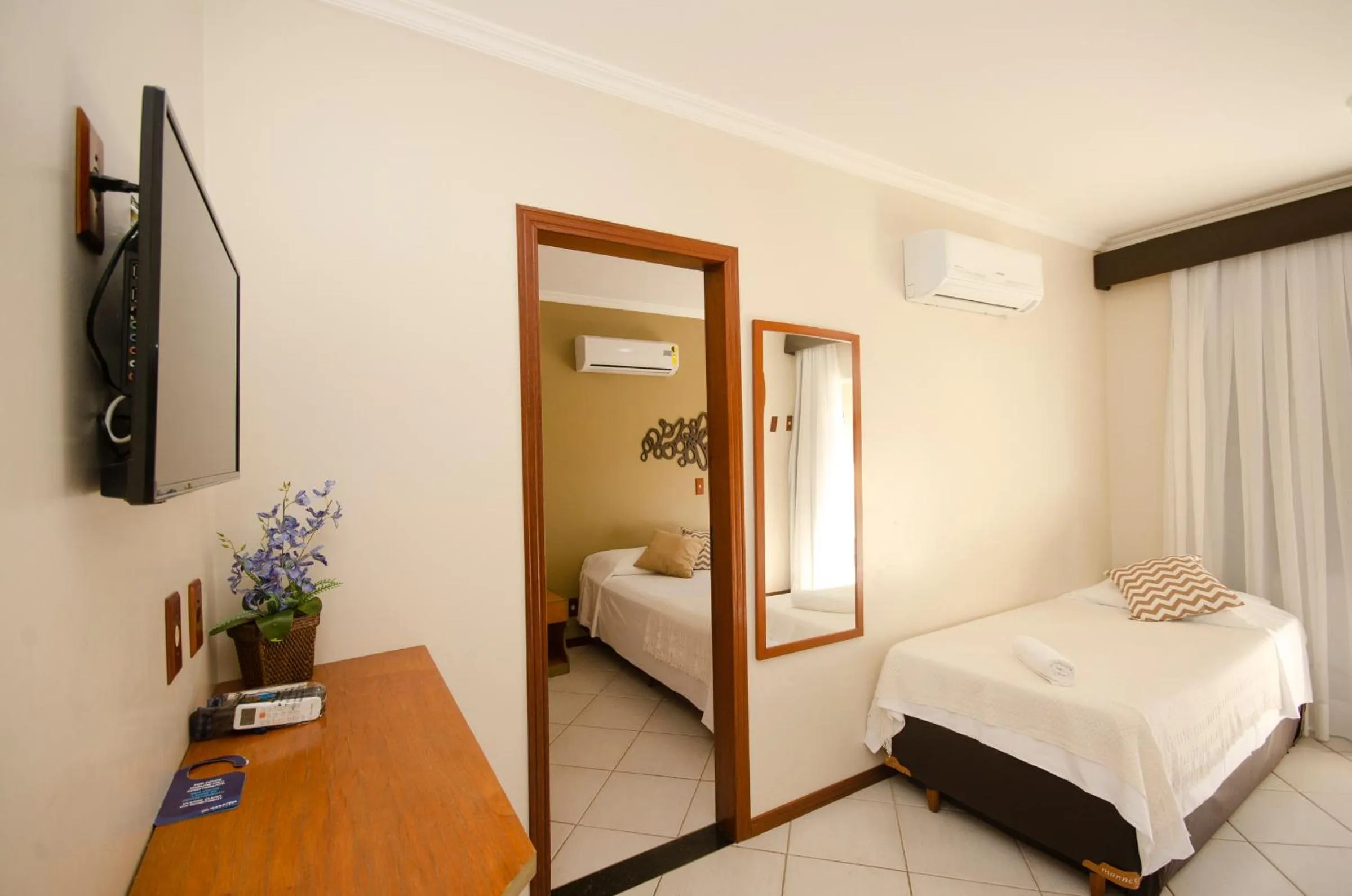 Bedroom, Bed in Pousada Garatéia