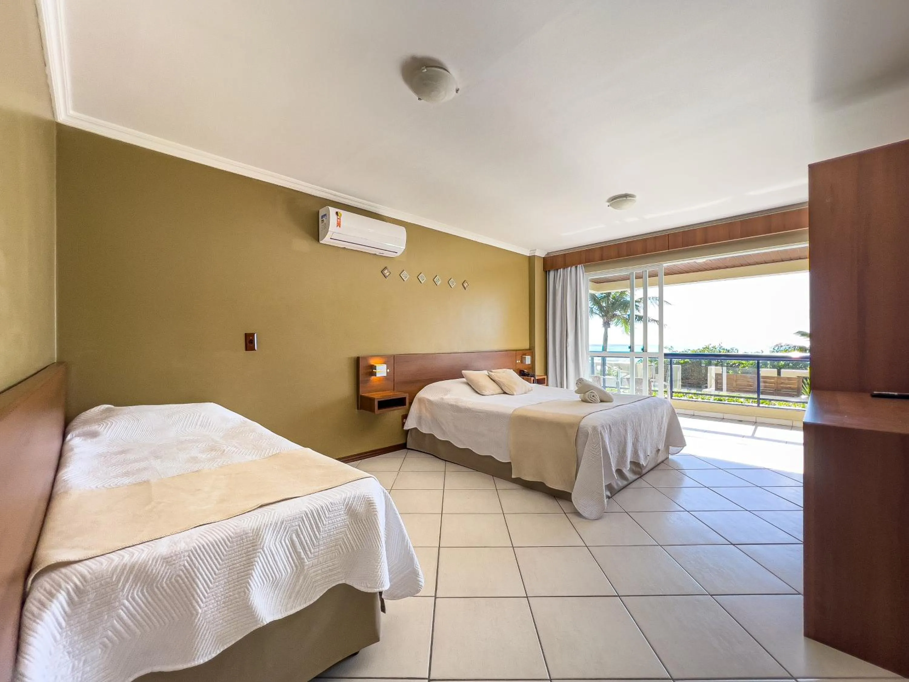 Photo of the whole room, Bed in Pousada Garatéia