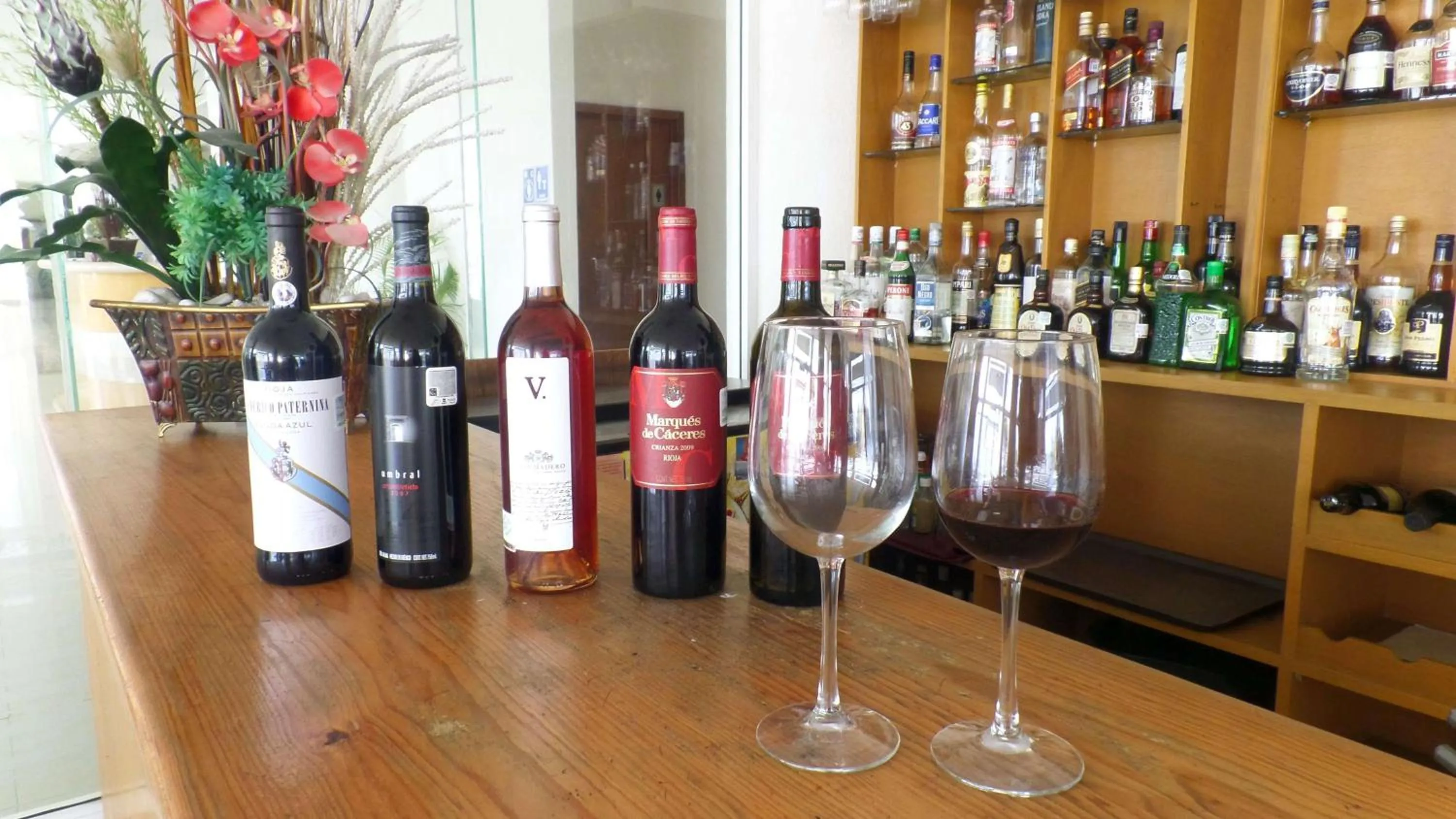 Lounge or bar in Best Western Global Express